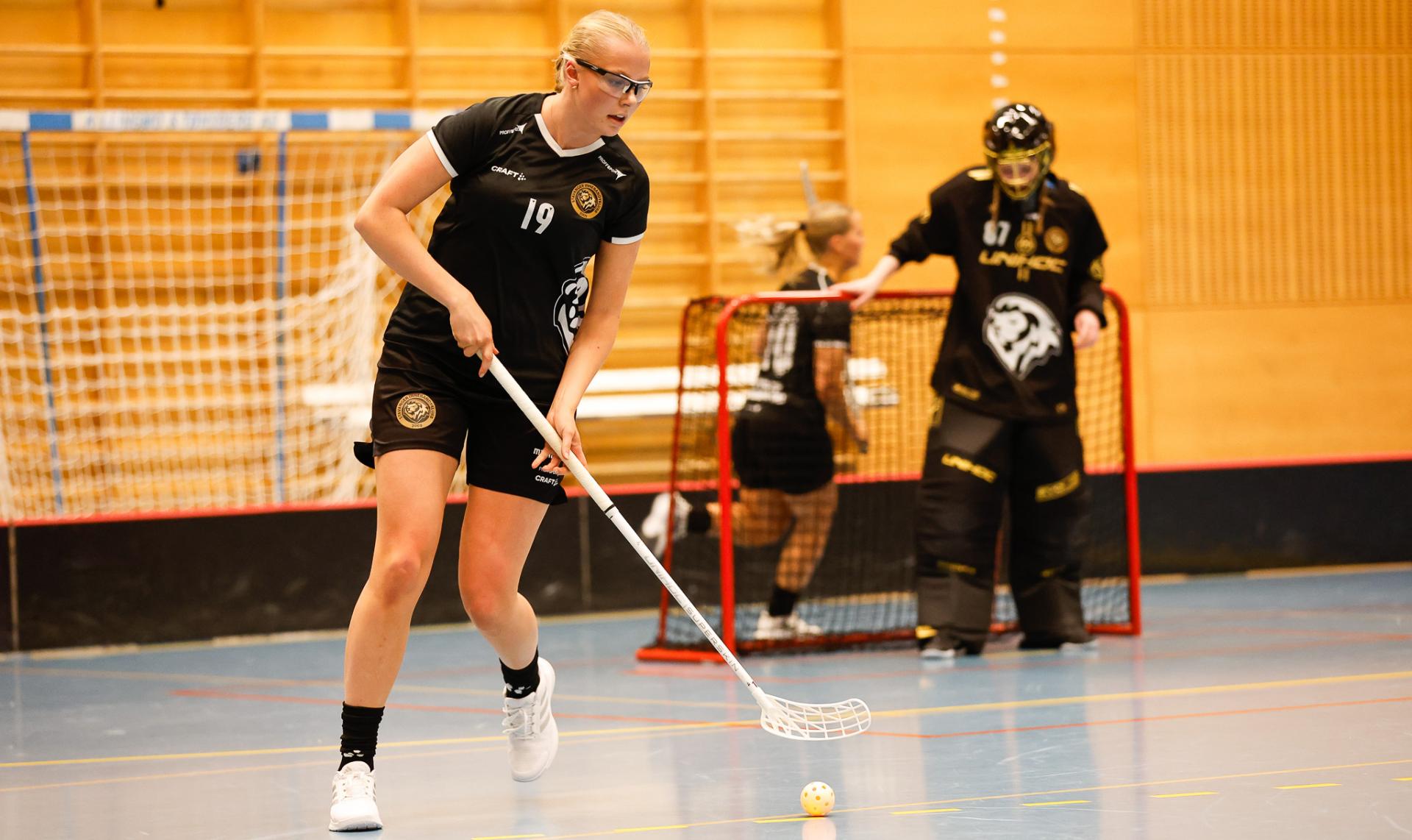 Bilder fra eliteserien for kvinner og oppgjøret mellom Monolitten og Stavanger 22. november 2025.