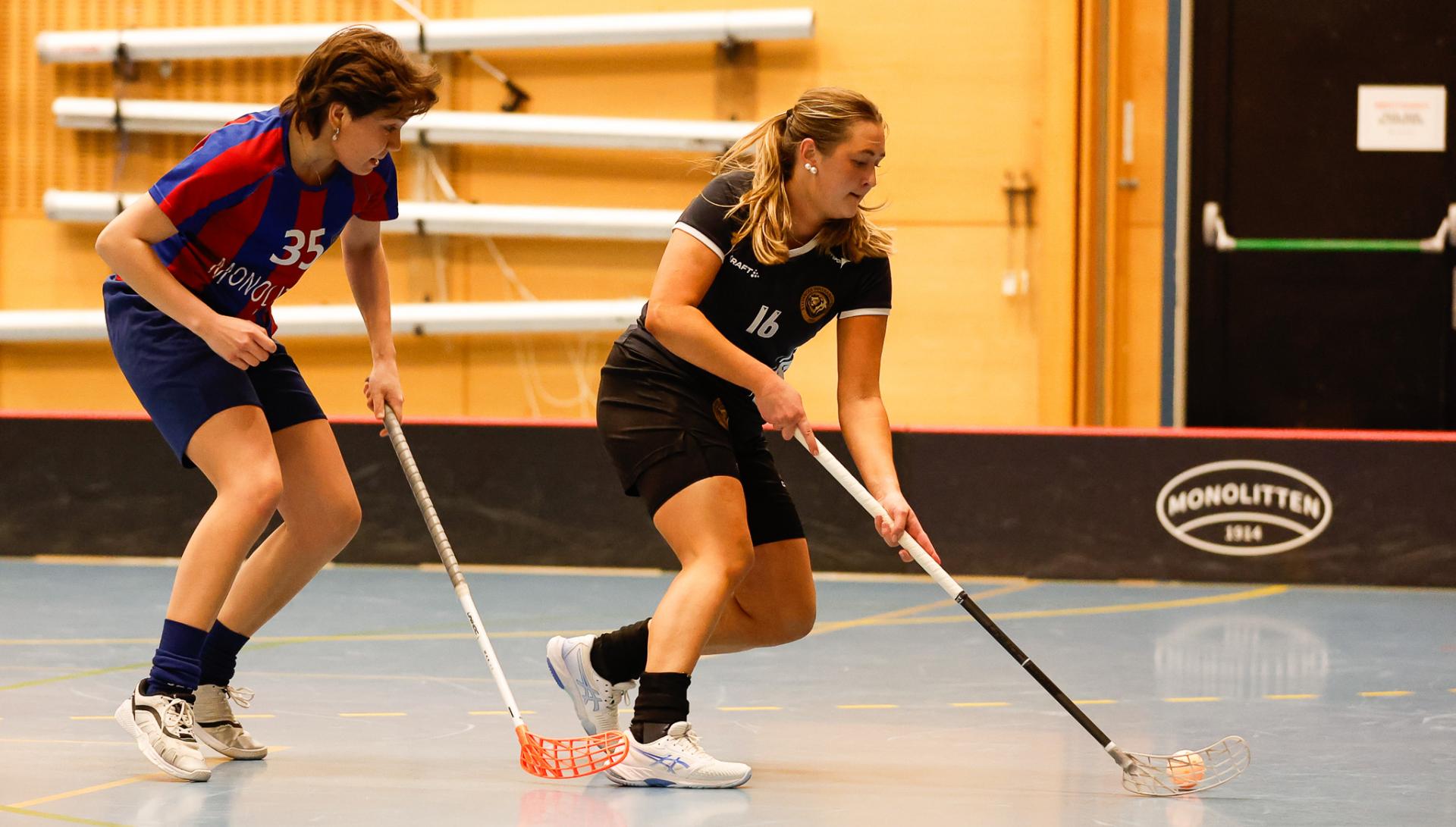 Bilder fra eliteserien for kvinner og oppgjøret mellom Monolitten og Stavanger 22. november 2025.