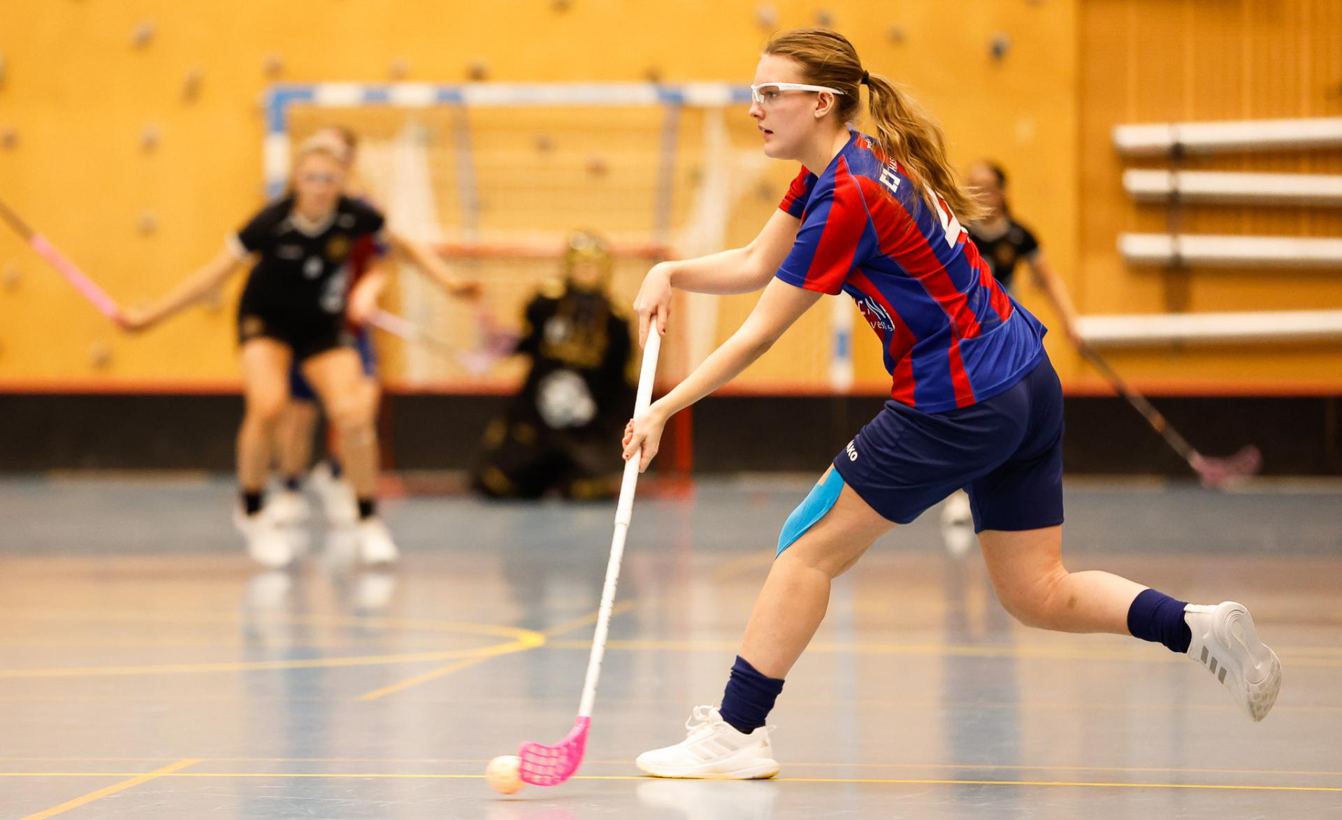 Bilder fra eliteserien for kvinner og oppgjøret mellom Monolitten og Stavanger 22. november 2025.