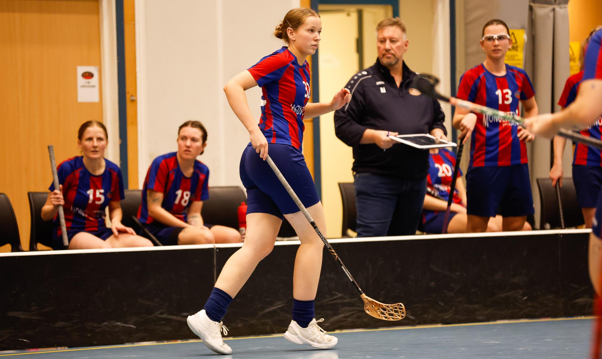 Bilder fra eliteserien for kvinner og oppgjøret mellom Monolitten og Stavanger 22. november 2025.