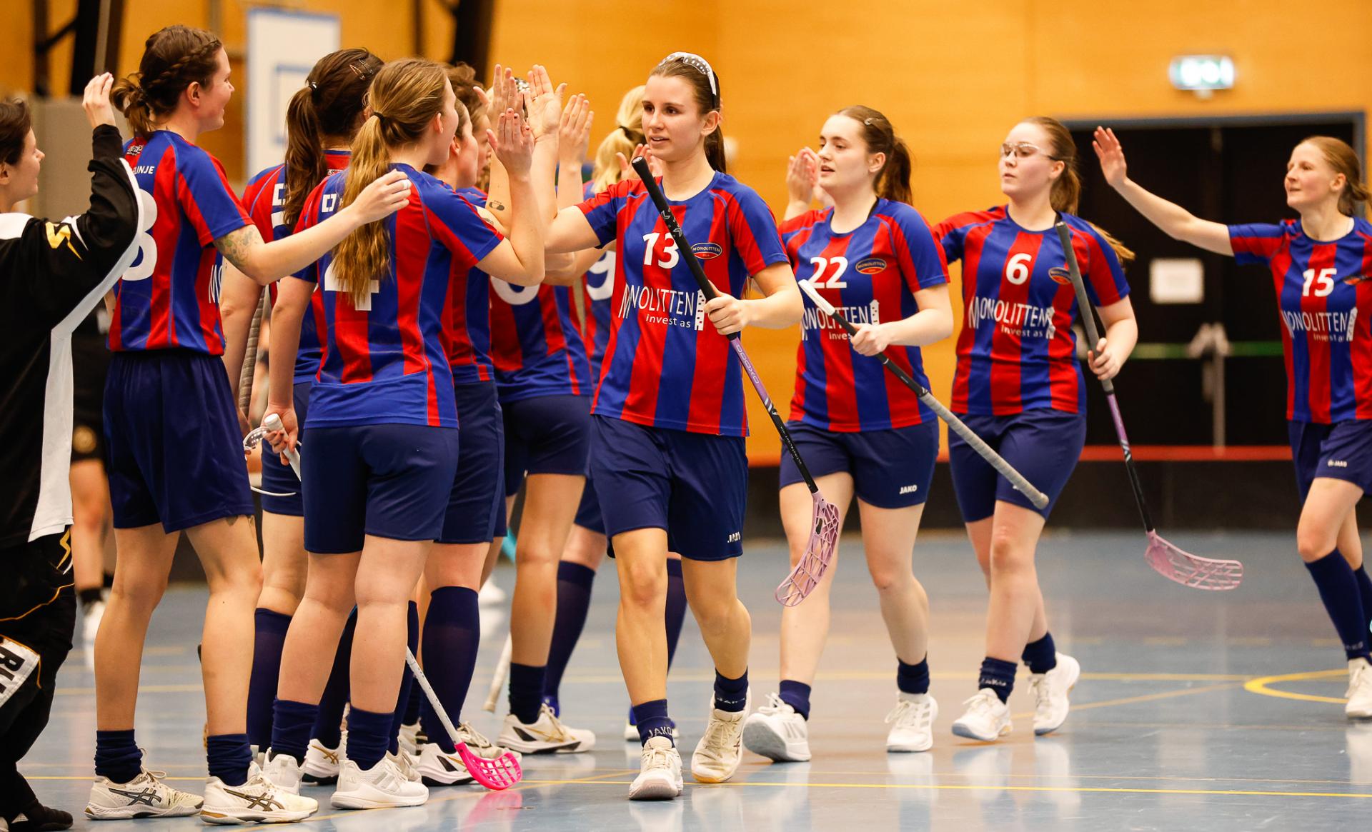 Bilder fra eliteserien for kvinner og oppgjøret mellom Monolitten og Stavanger 22. november 2025.