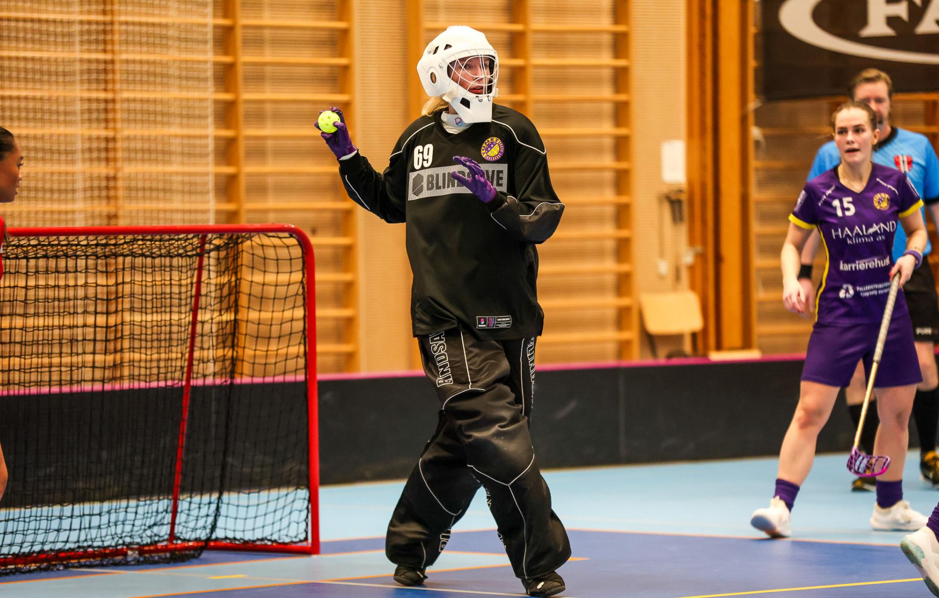 Bilder fra oppgjøret mellom Tunet og Sveiva i eliteserien for kvinner 11. januar 2026.