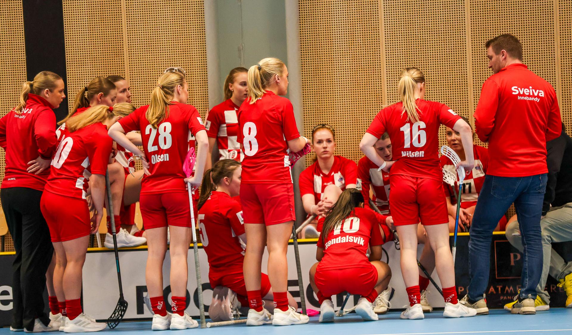 Bilder fra oppgjøret mellom Tunet og Sveiva i eliteserien for kvinner 11. januar 2026.