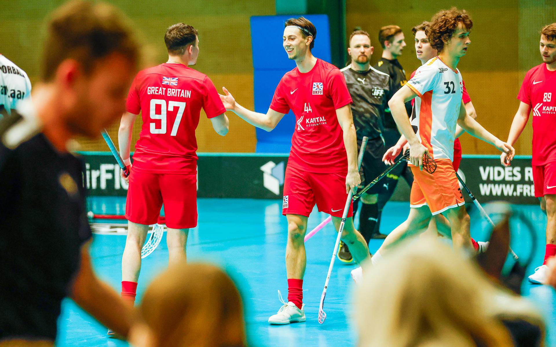 Bilder fra Liepājas Olimpiskais Centrs og VM-kvalifiseringen i 2026 mellom Storbritannia og Nederland 6. februar 2026.