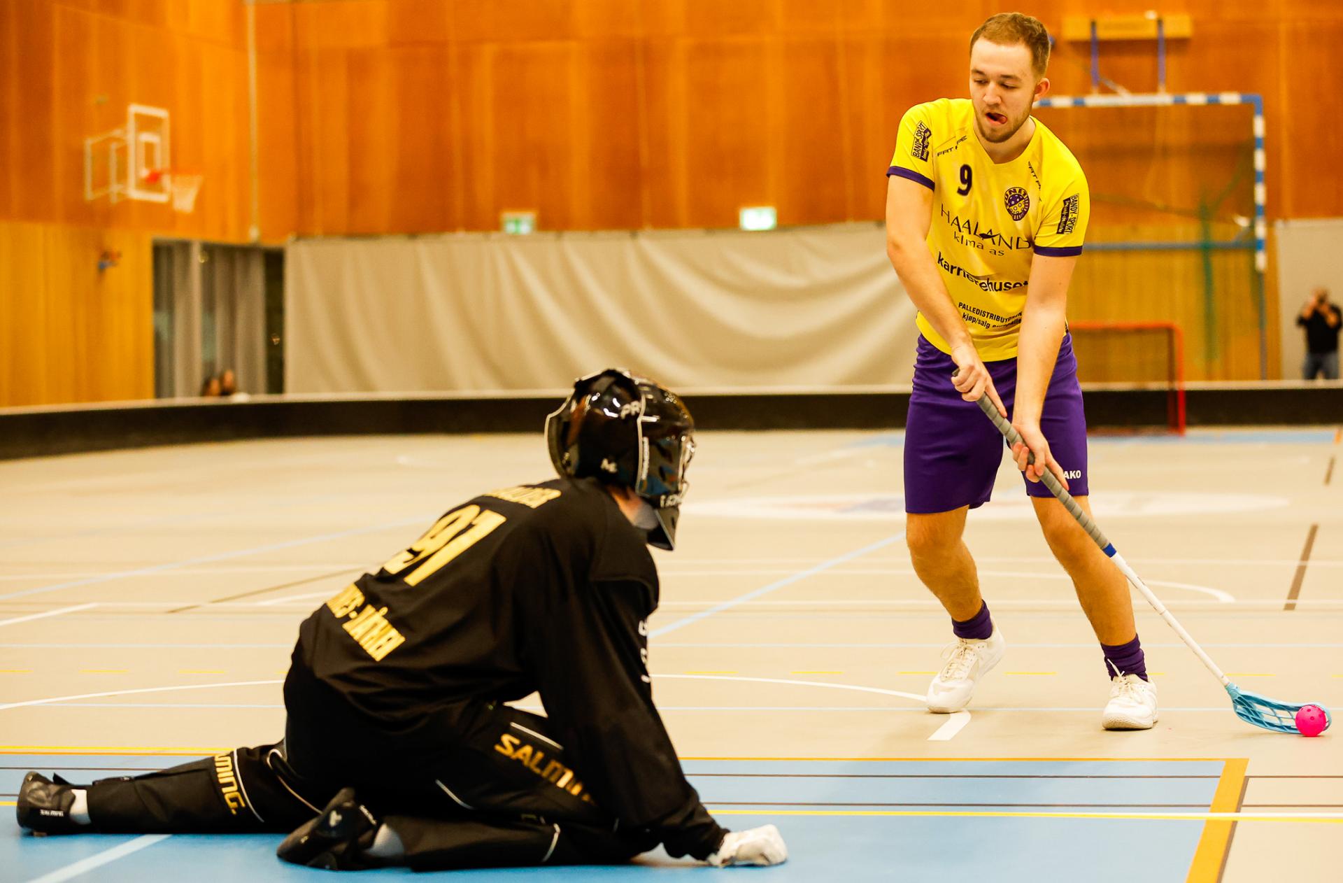 Bilder fra andre semifinalekamp mellom Sveiva og Tunet 23. mars 2026.