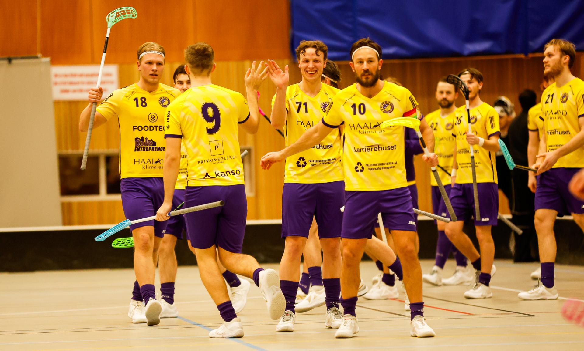 Bilder fra andre semifinalekamp mellom Sveiva og Tunet 23. mars 2026.