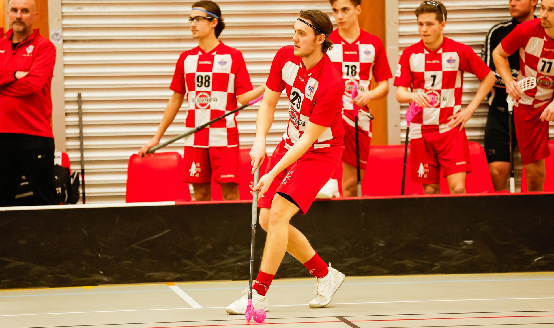 Bilder fra andre semifinalekamp mellom Sveiva og Tunet 23. mars 2026.