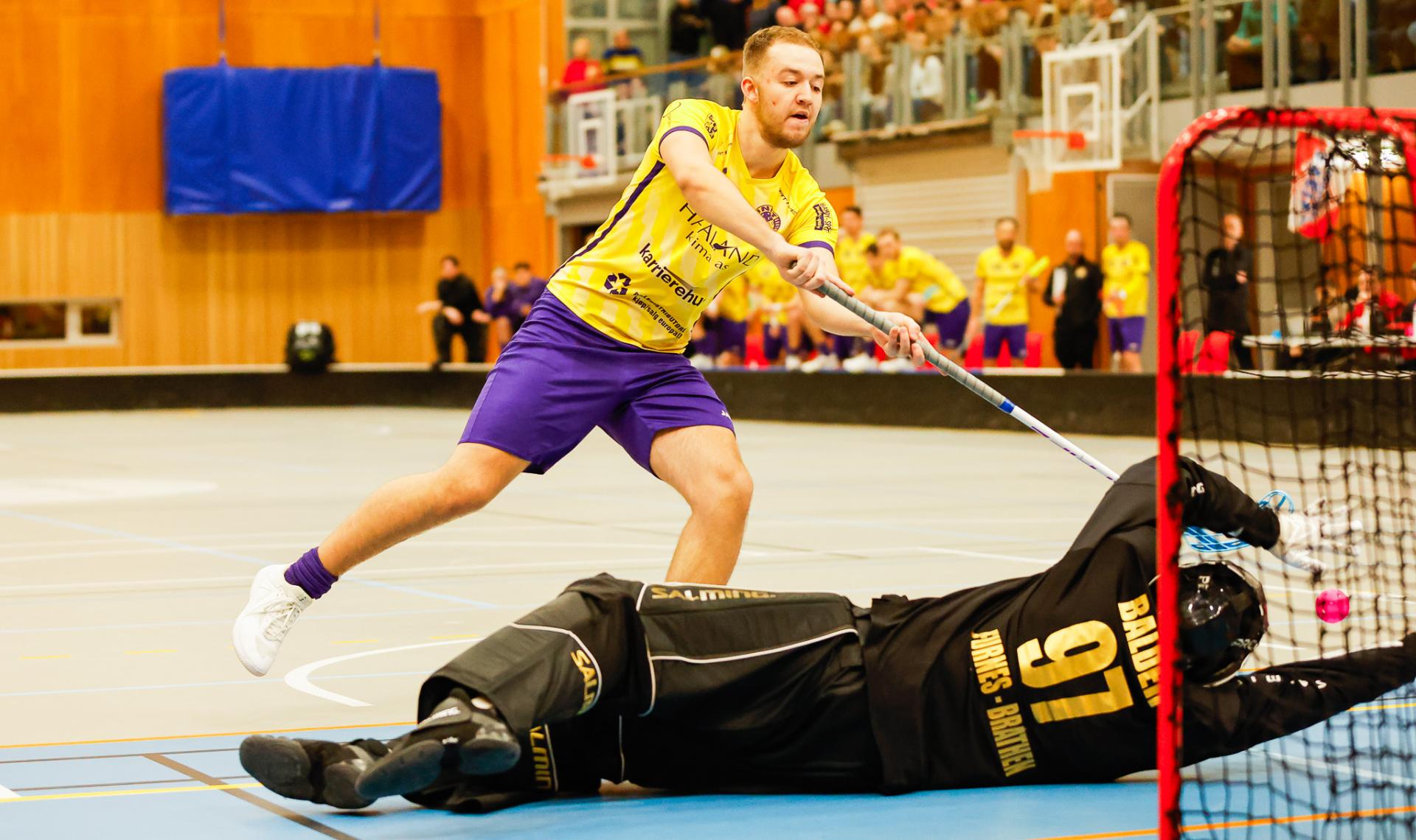 Bilder fra andre semifinalekamp mellom Sveiva og Tunet 23. mars 2026.