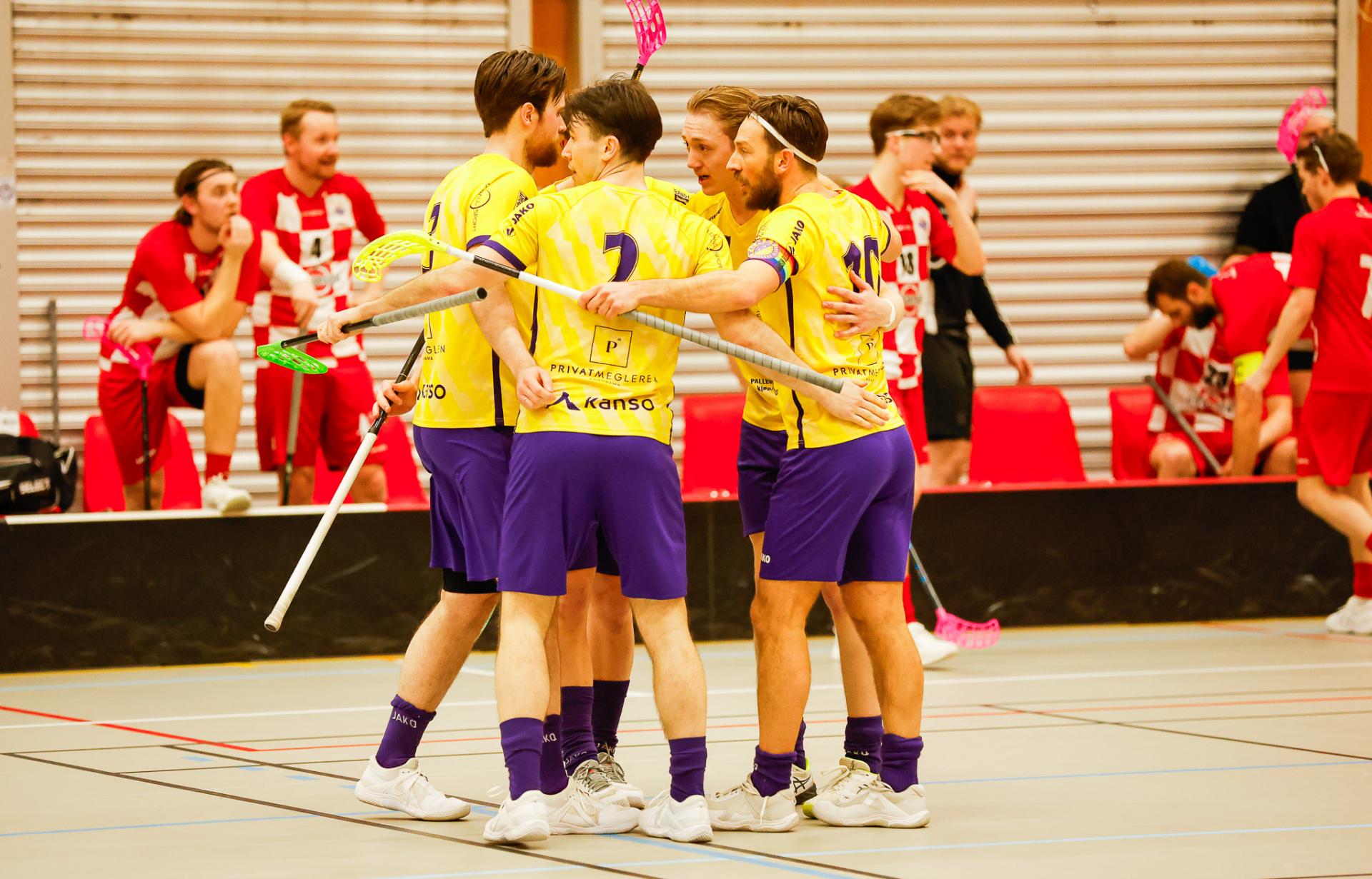 Bilder fra andre semifinalekamp mellom Sveiva og Tunet 23. mars 2026.