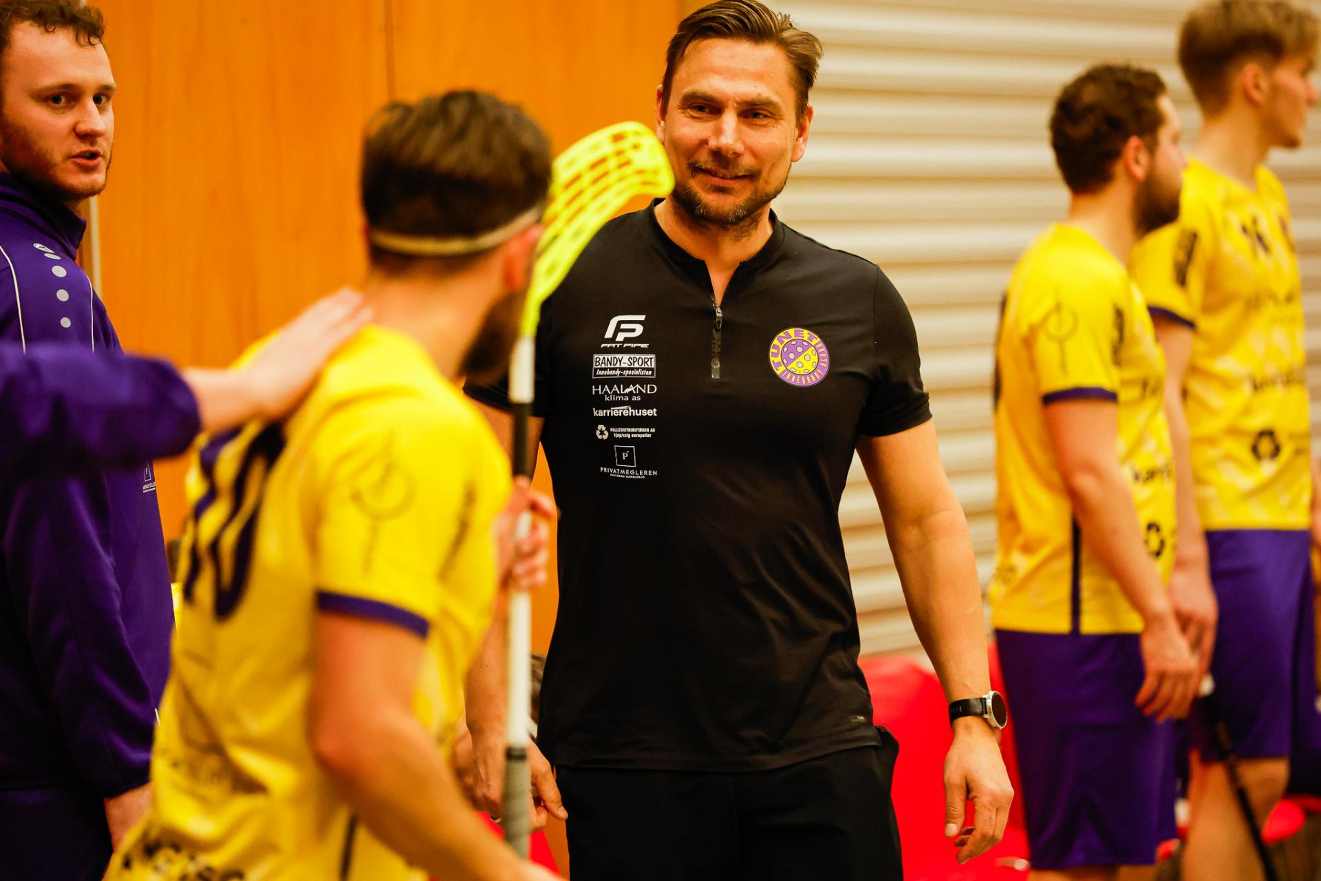 Bilder fra andre semifinalekamp mellom Sveiva og Tunet 23. mars 2026.