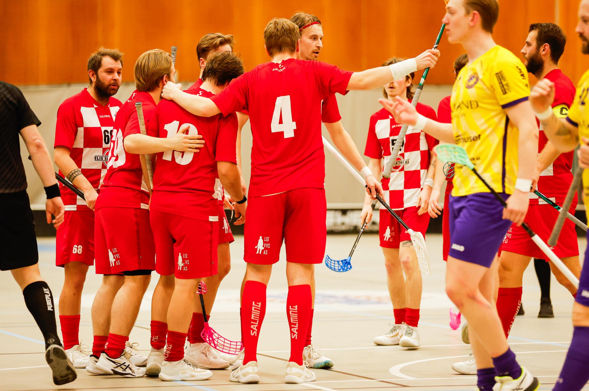 Bilder fra andre semifinalekamp mellom Sveiva og Tunet 23. mars 2026.