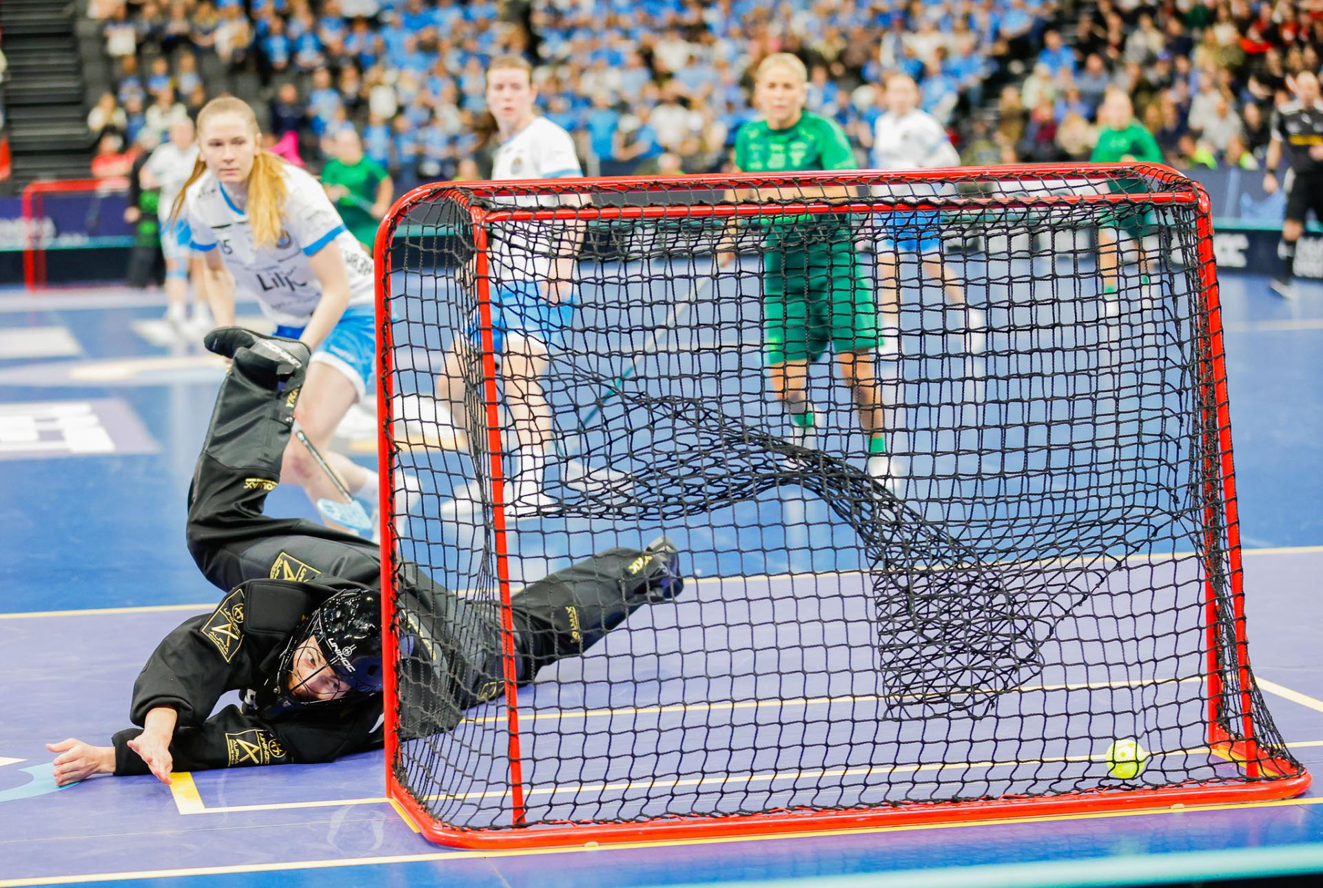 Bilder fra SM-finalen for kvinner mellom Team Thorengruppen og Kalmarsund i Avicii Arena 25. april 2026.