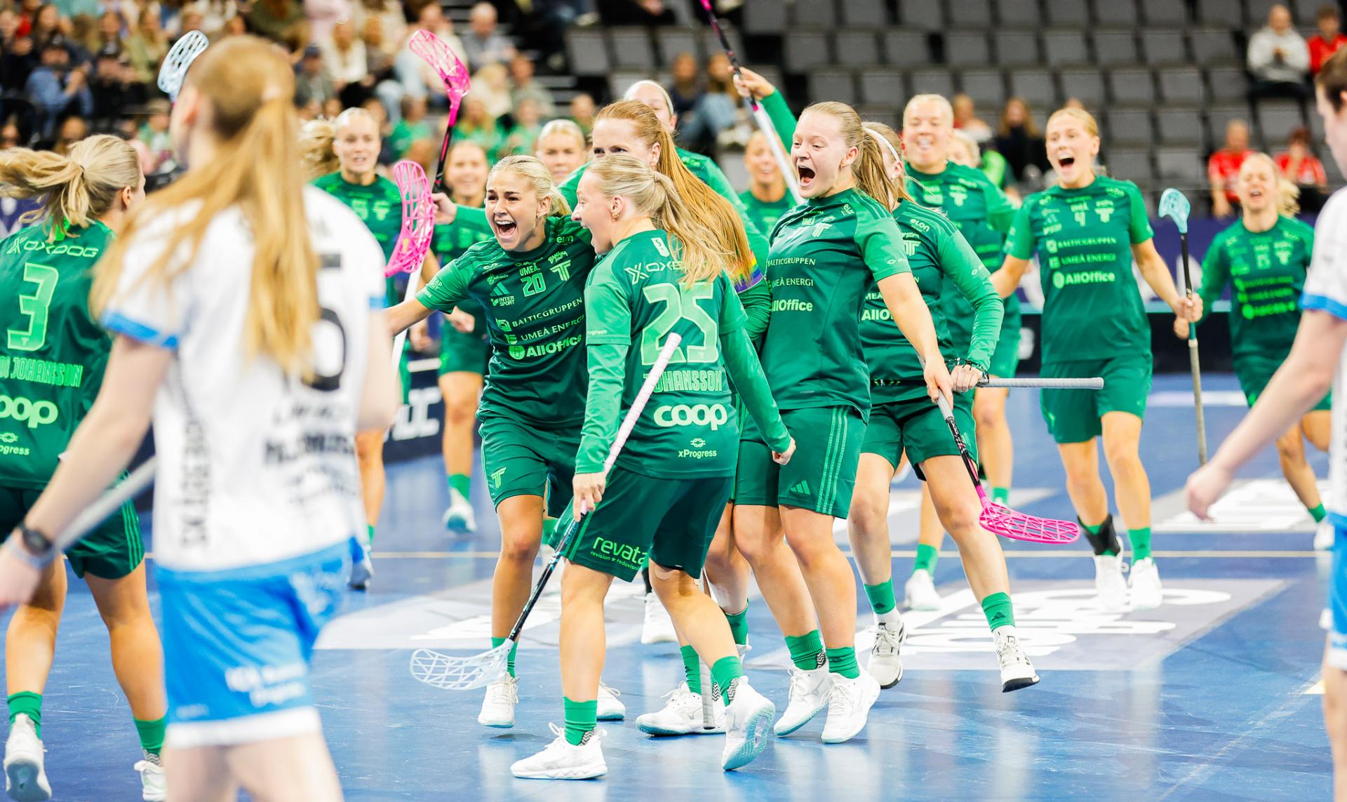 Bilder fra SM-finalen for kvinner mellom Team Thorengruppen og Kalmarsund i Avicii Arena 25. april 2026.