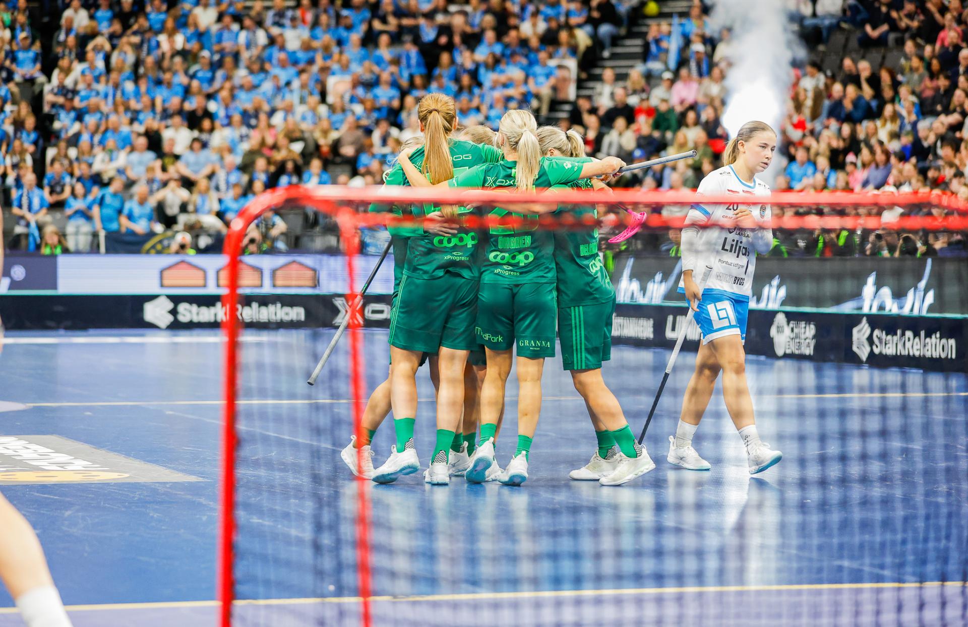 Bilder fra SM-finalen for kvinner mellom Team Thorengruppen og Kalmarsund i Avicii Arena 25. april 2026.