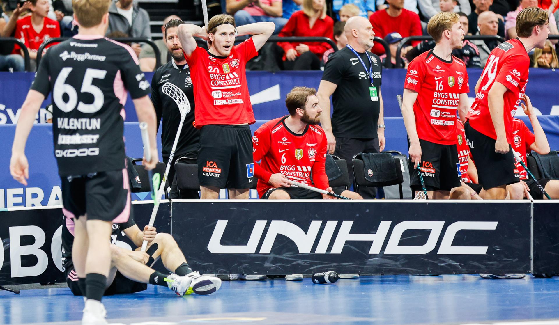 Bilder fra SM-finalen for menn mellom Storvreta og Falun i Avicii Arena 25. april  2026