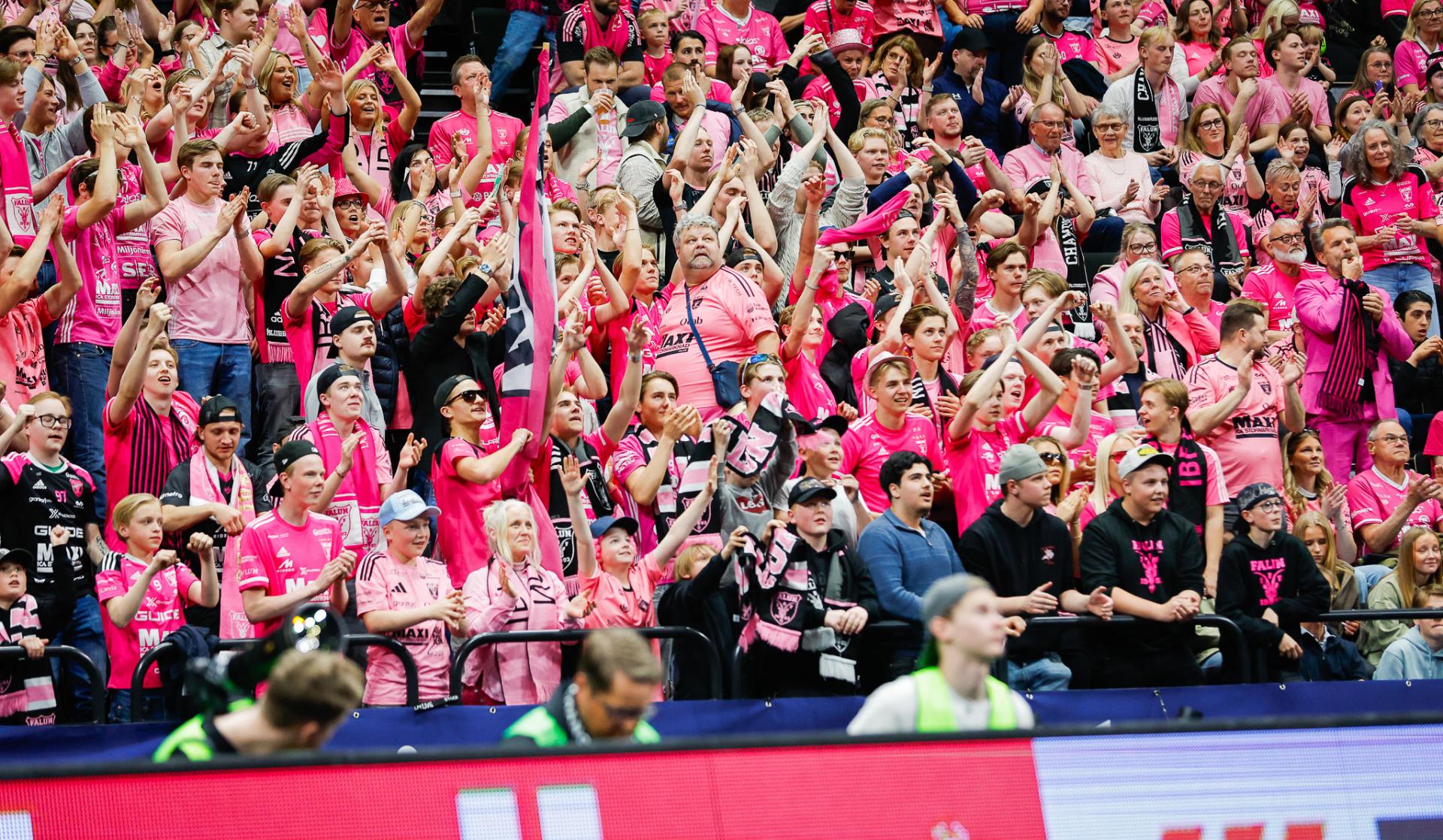 Bilder fra SM-finalen for menn mellom Storvreta og Falun i Avicii Arena 25. april  2026