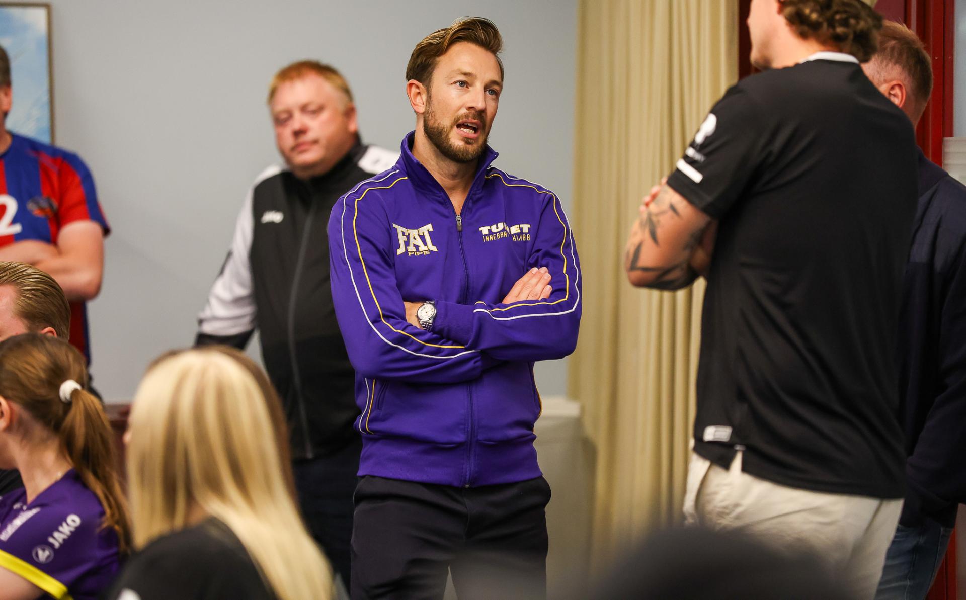 Bilder fra kick-off med eliteseriene 31. august 2026 på Ullevål stadion.