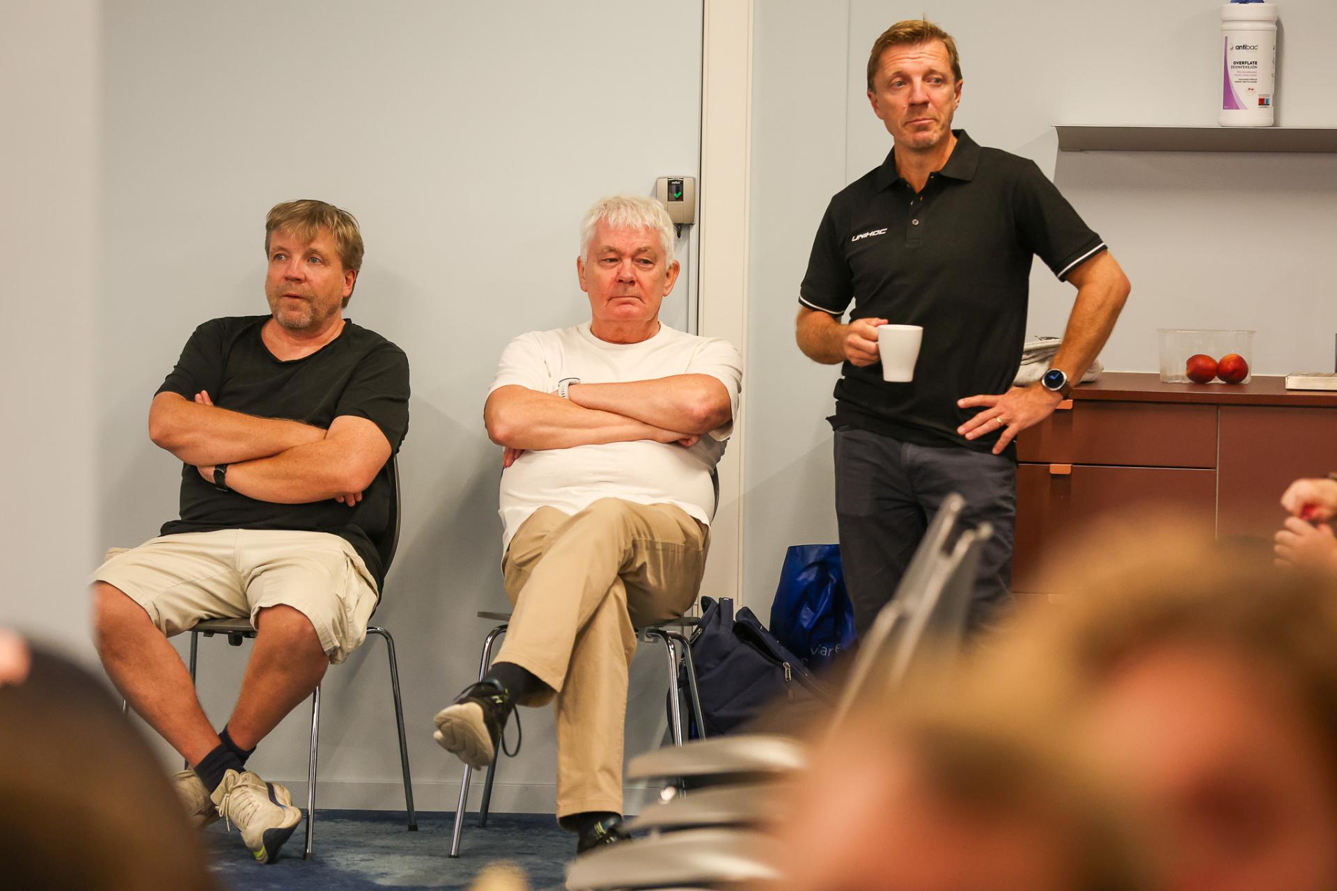 Bilder fra kick-off med eliteseriene 31. august 2026 på Ullevål stadion.