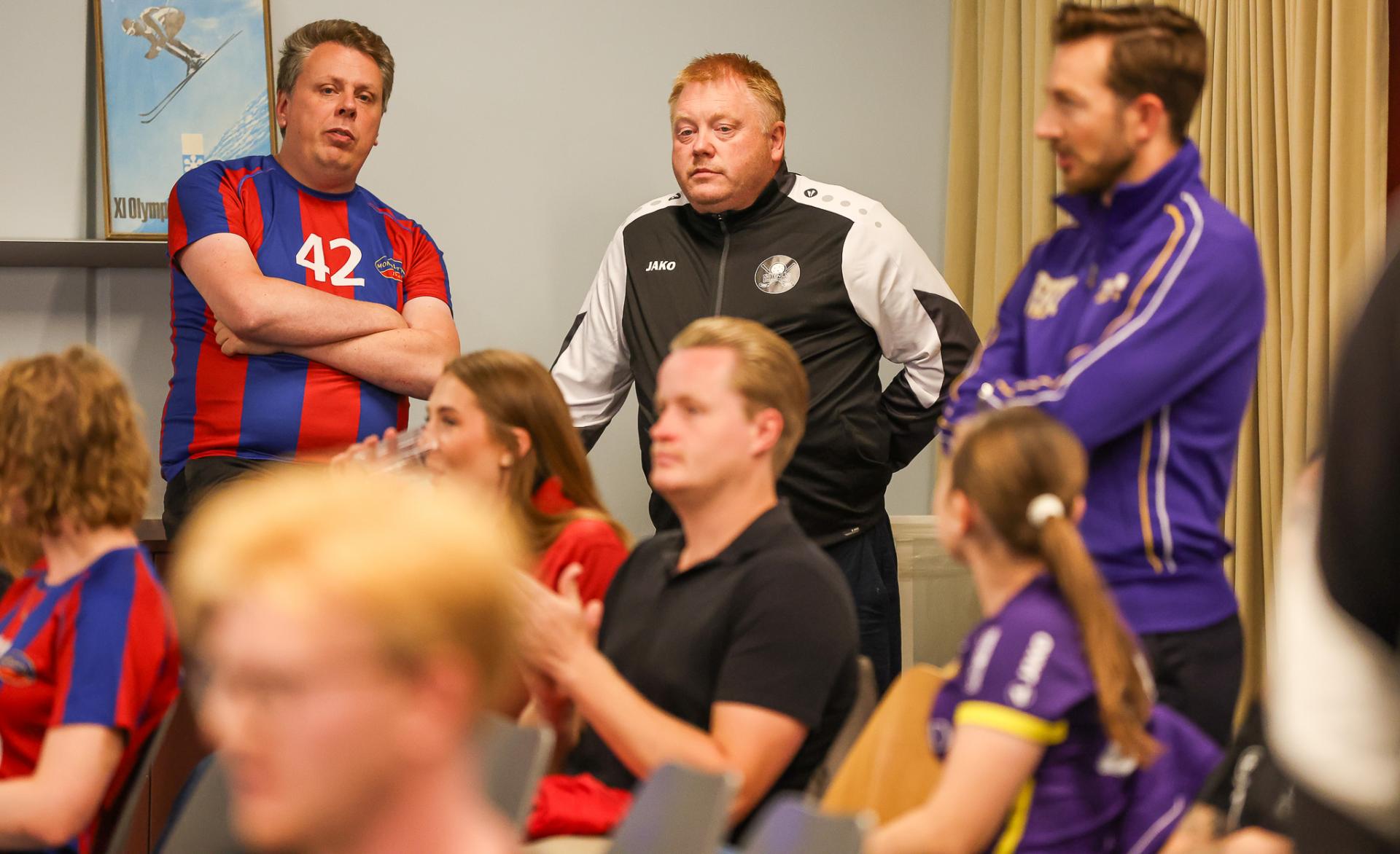 Bilder fra kick-off med eliteseriene 31. august 2026 på Ullevål stadion.