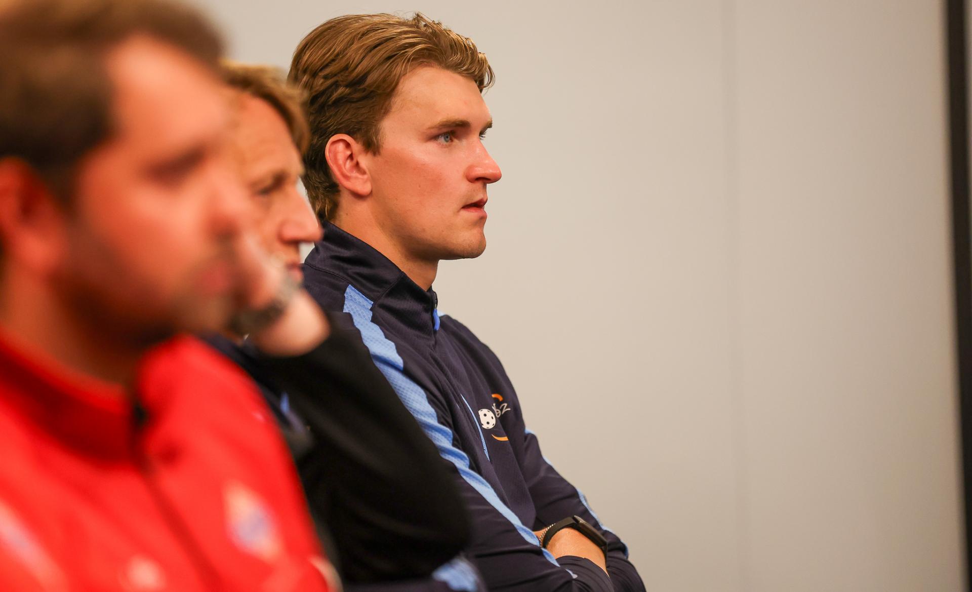 Bilder fra kick-off med eliteseriene 31. august 2026 på Ullevål stadion.