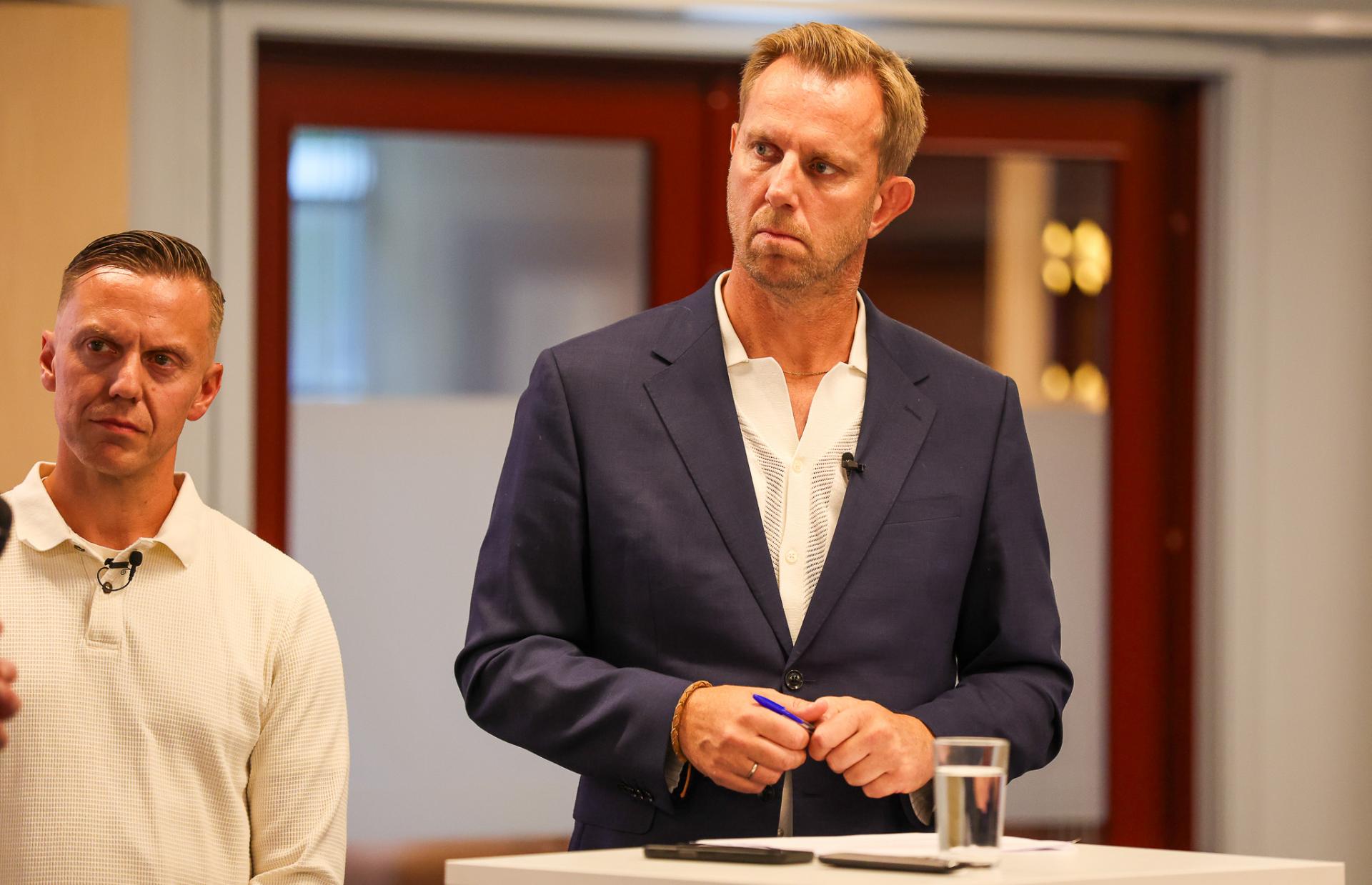 Bilder fra kick-off med eliteseriene 31. august 2026 på Ullevål stadion.