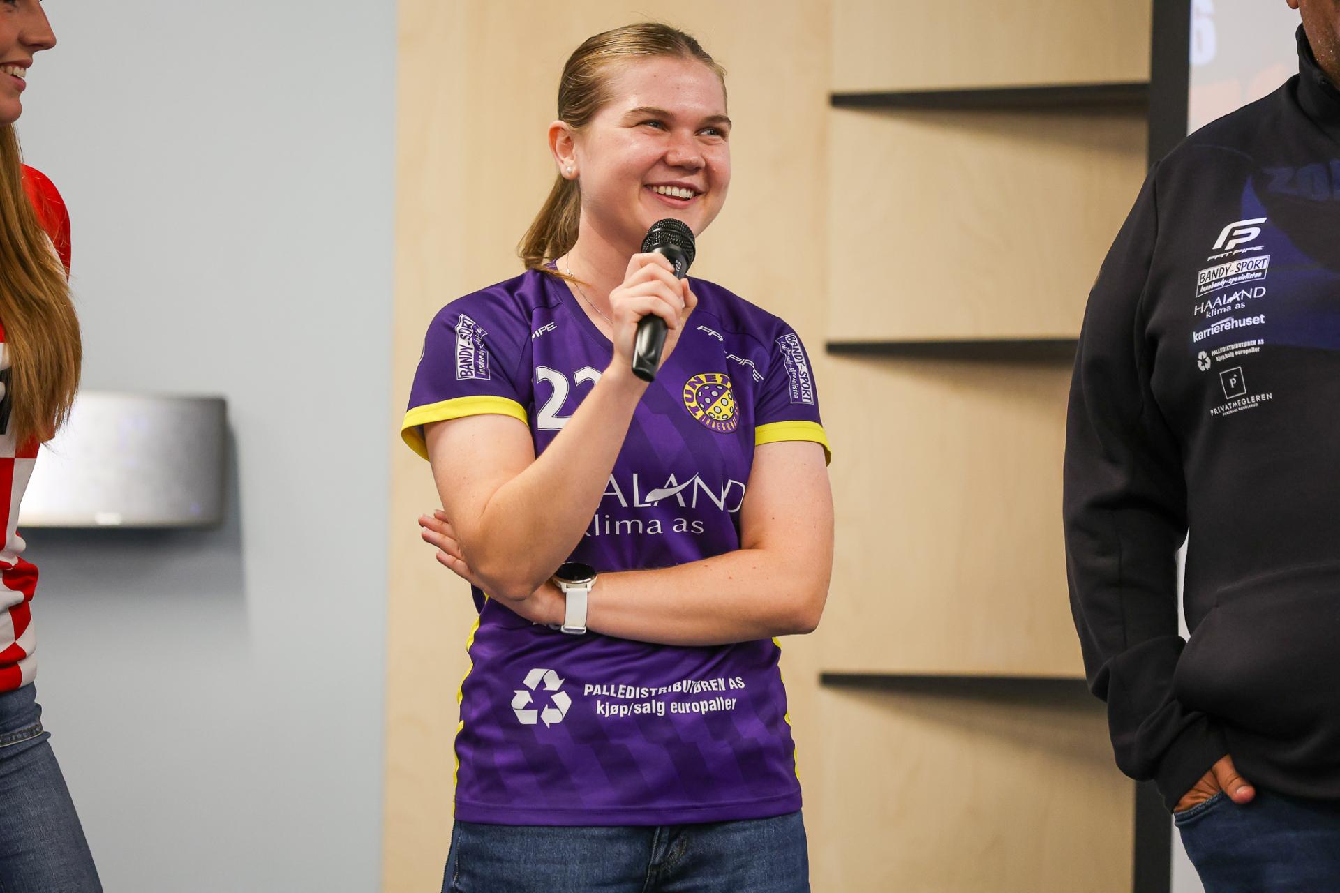 Bilder fra kick-off med eliteseriene 31. august 2026 på Ullevål stadion.