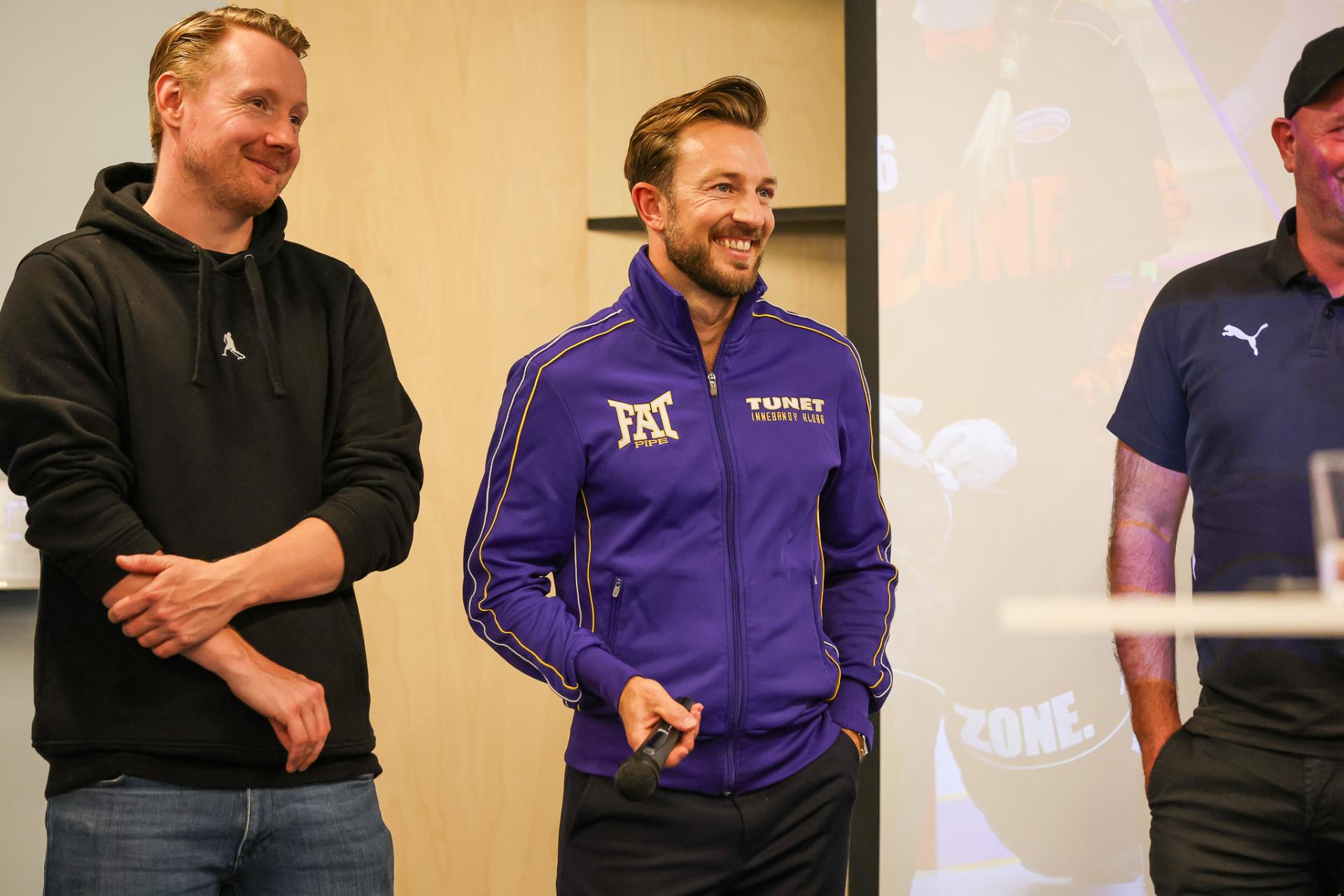 Bilder fra kick-off med eliteseriene 31. august 2026 på Ullevål stadion.