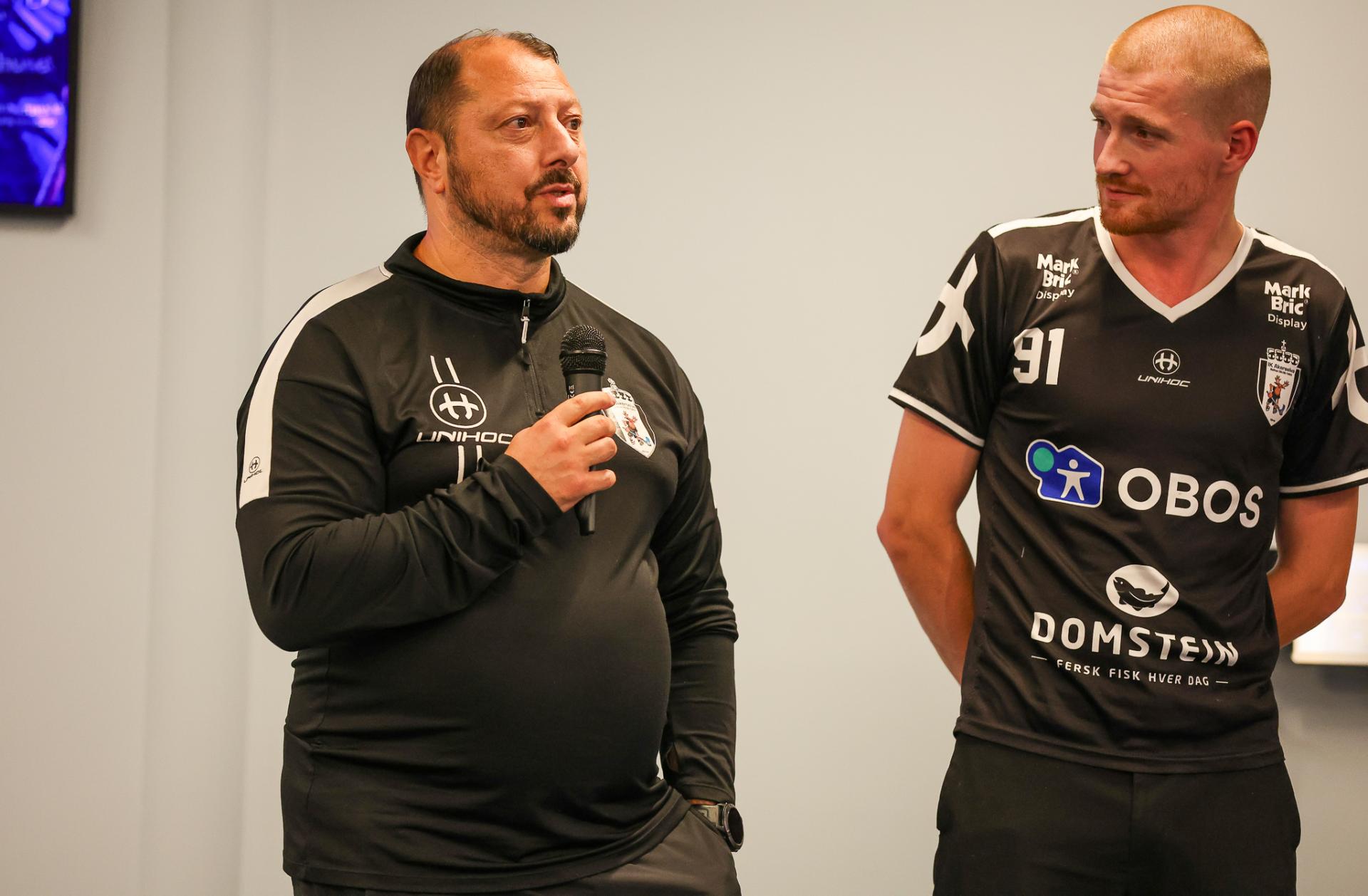 Bilder fra kick-off med eliteseriene 31. august 2026 på Ullevål stadion.