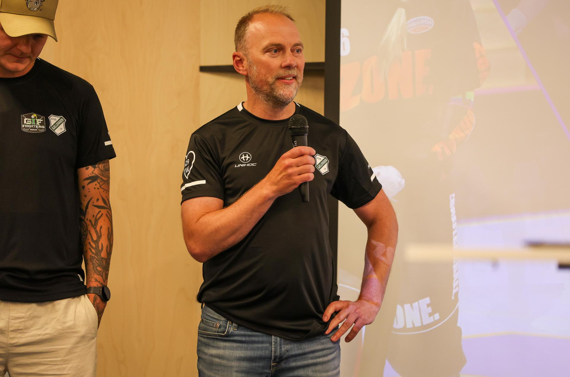 Bilder fra kick-off med eliteseriene 31. august 2026 på Ullevål stadion.