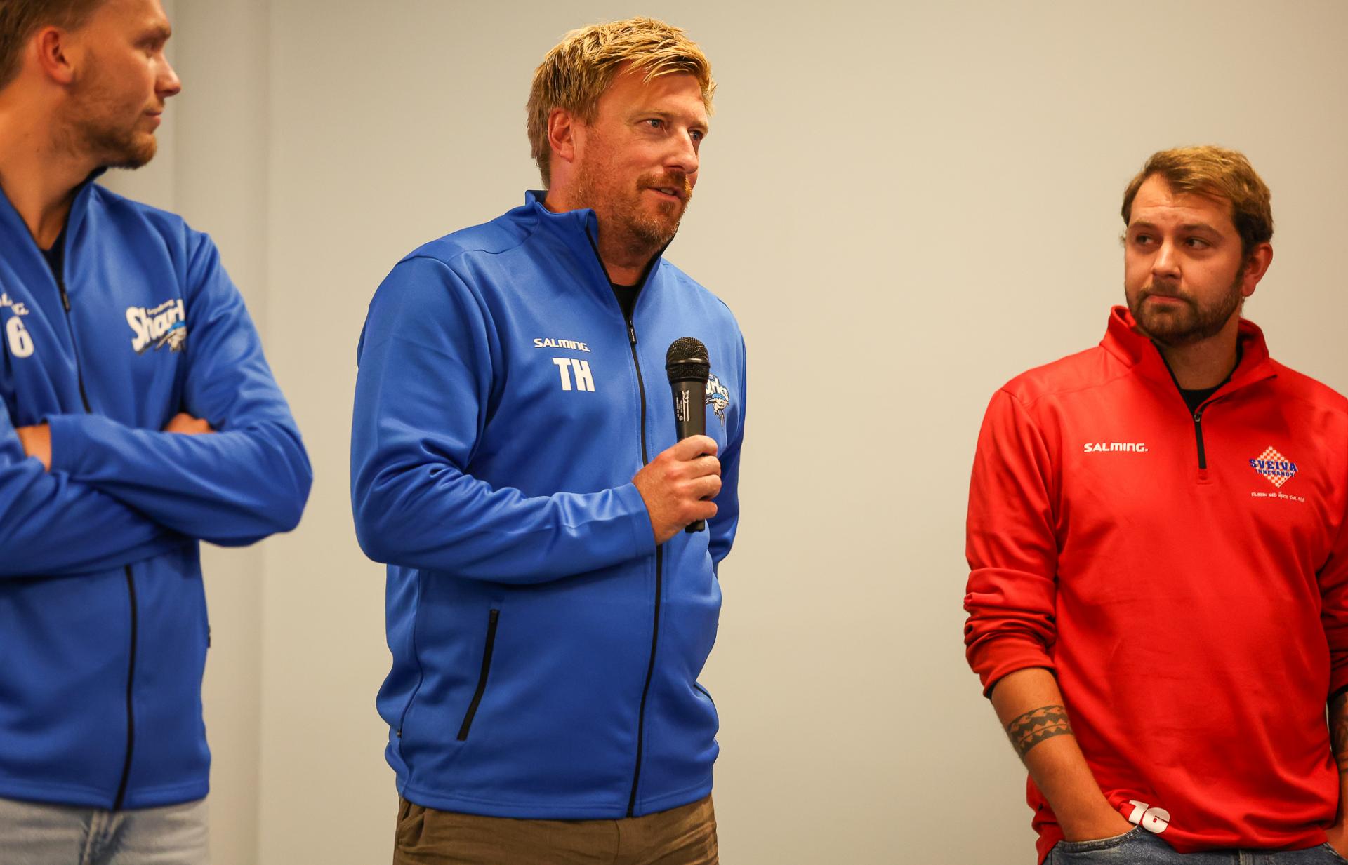 Bilder fra kick-off med eliteseriene 31. august 2026 på Ullevål stadion.