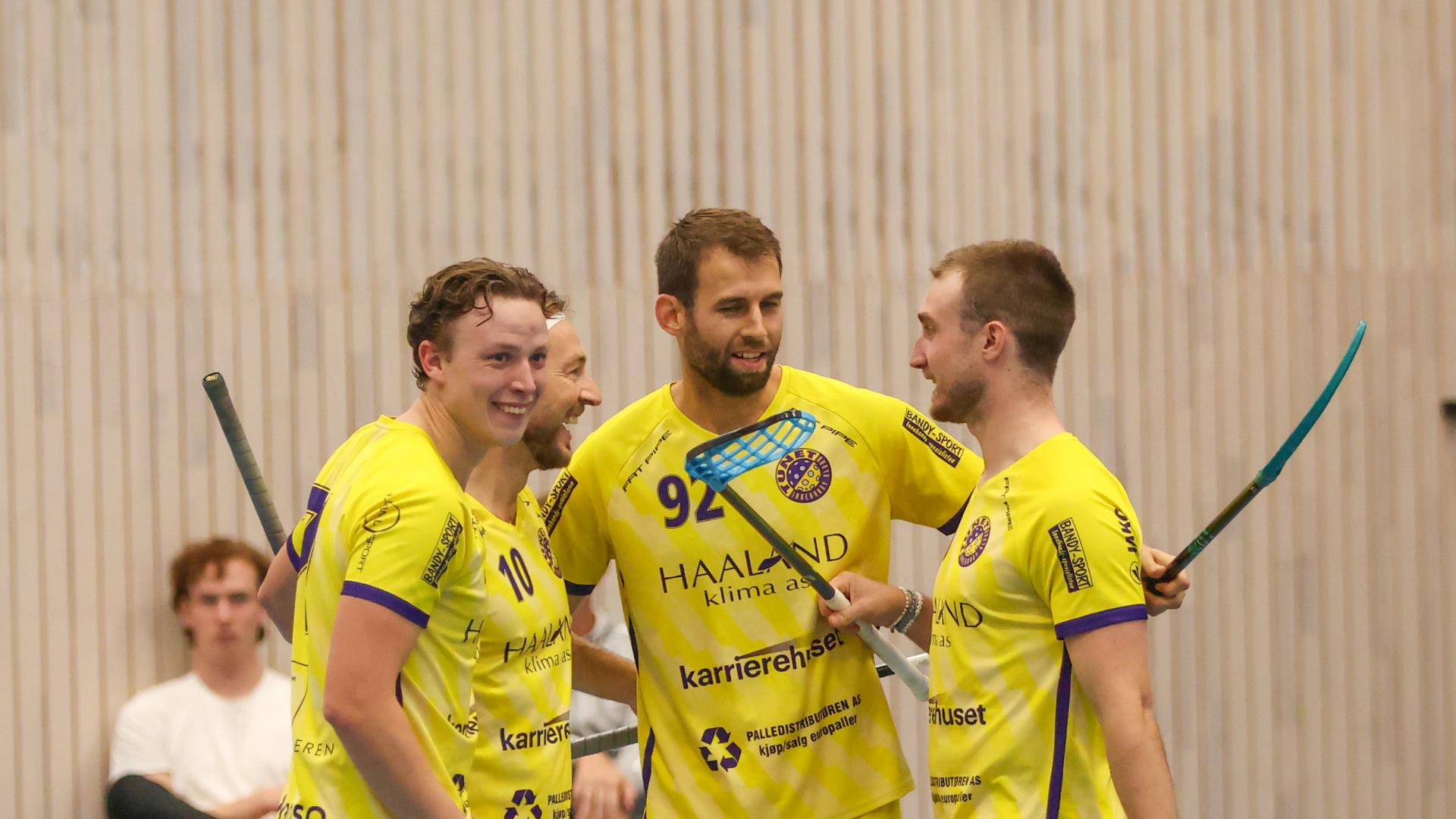 Bilder fra Slattumhallen og kampen mellom Gjelleråsen og Tunet i eliteserien for menn 2. oktober 2026.