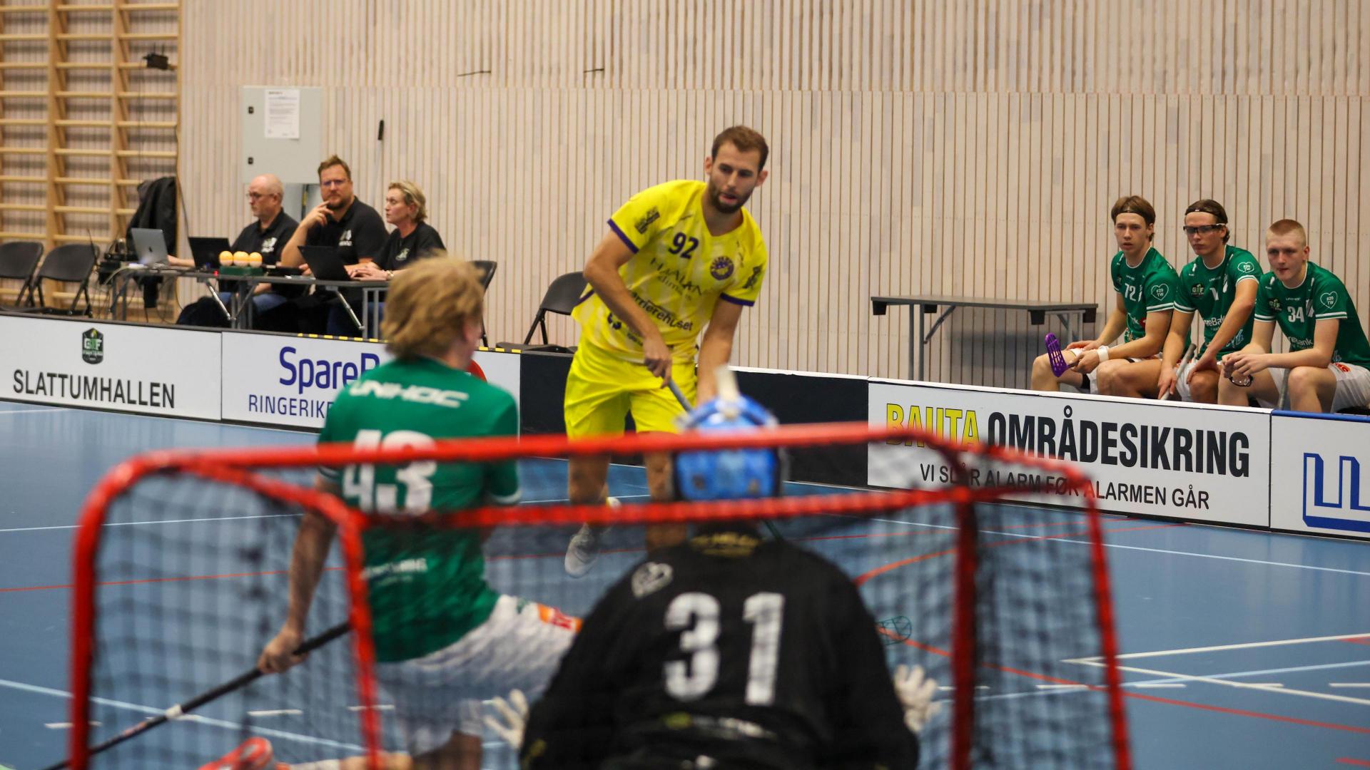 Bilder fra Slattumhallen og kampen mellom Gjelleråsen og Tunet i eliteserien for menn 2. oktober 2026.