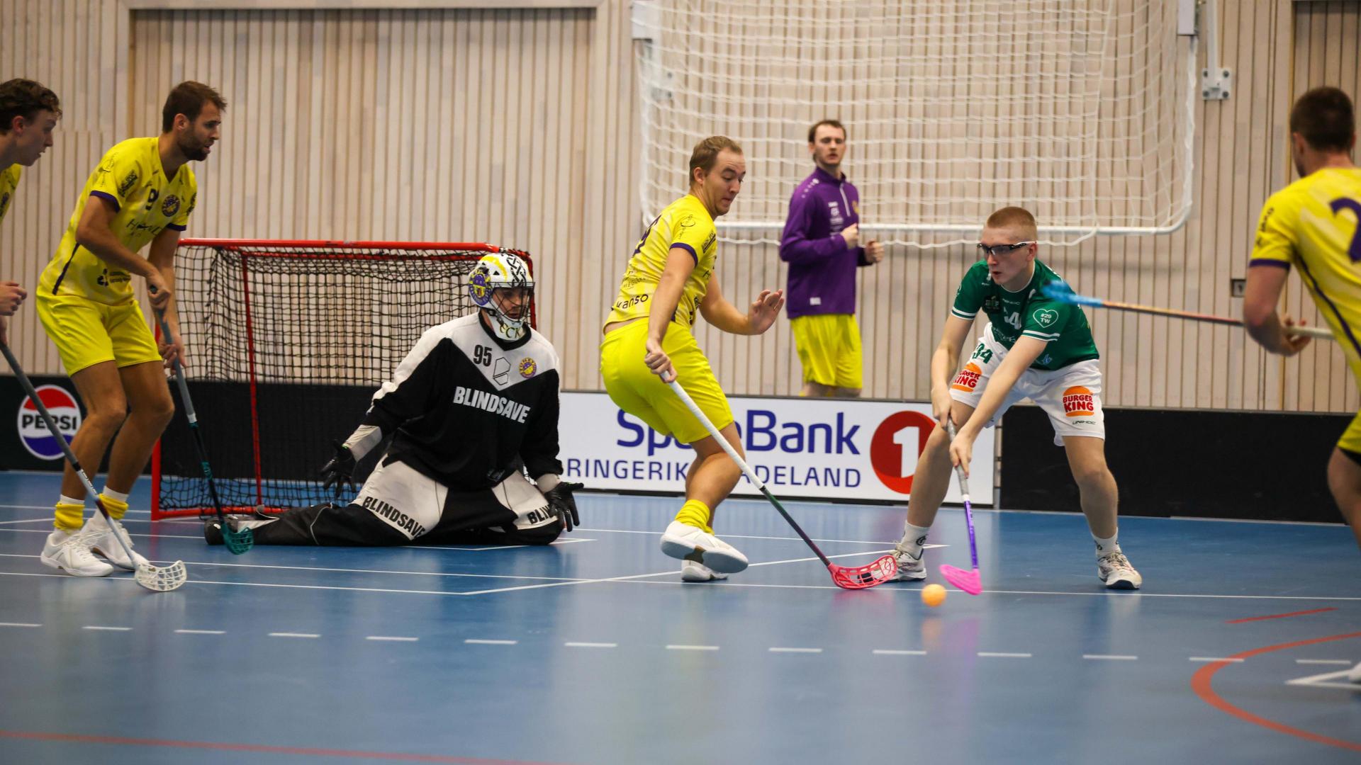 Bilder fra Slattumhallen og kampen mellom Gjelleråsen og Tunet i eliteserien for menn 2. oktober 2026.