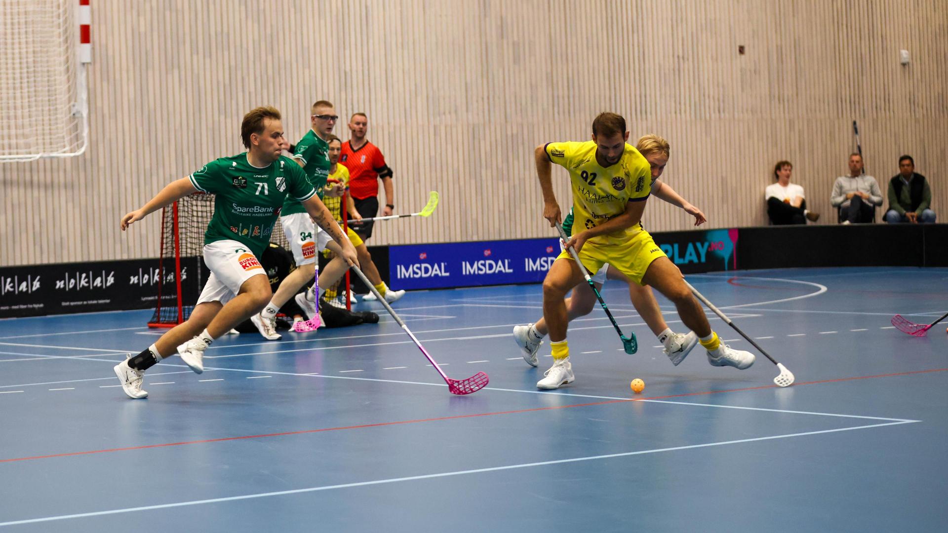 Bilder fra Slattumhallen og kampen mellom Gjelleråsen og Tunet i eliteserien for menn 2. oktober 2026.