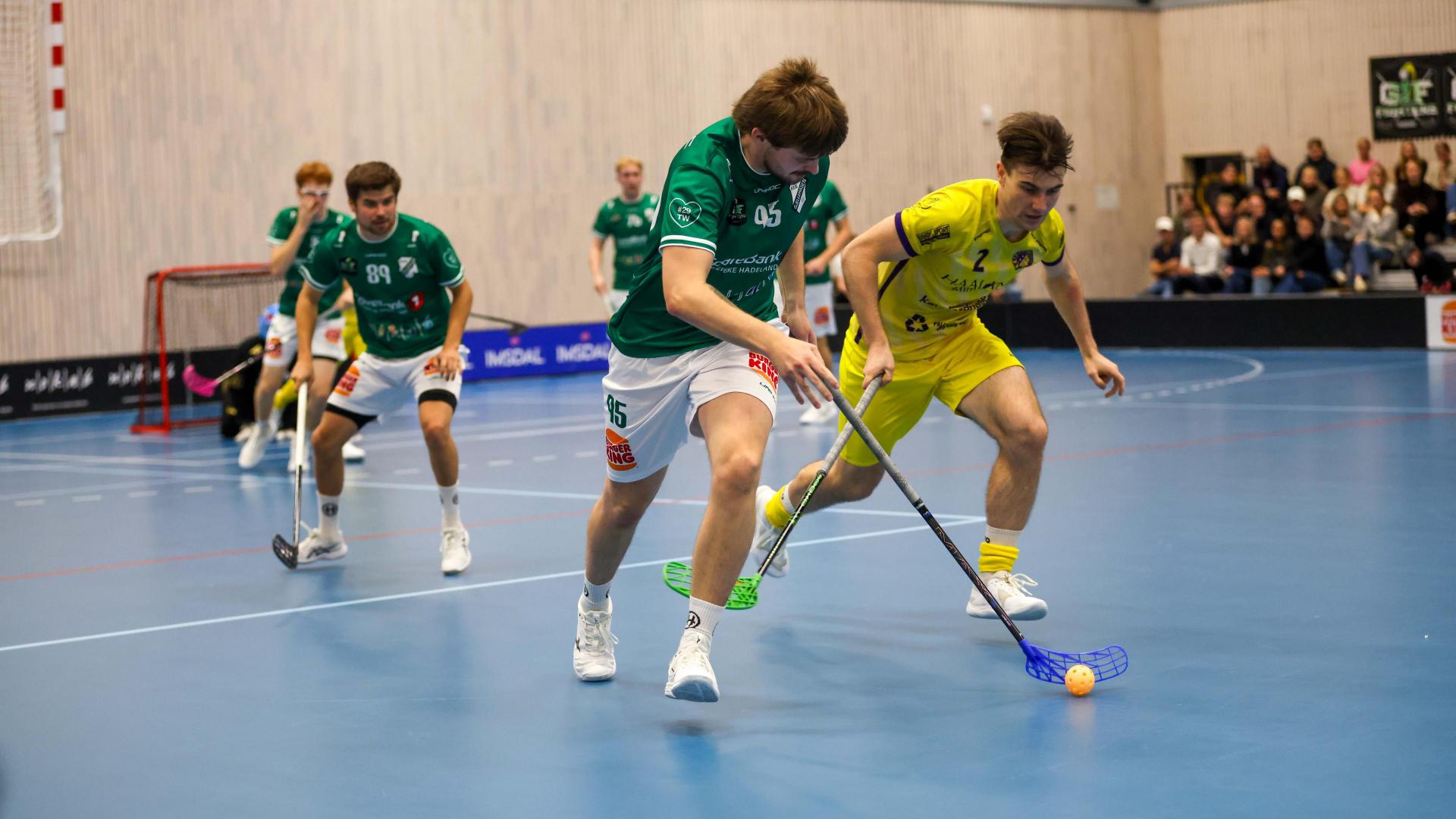 Bilder fra Slattumhallen og kampen mellom Gjelleråsen og Tunet i eliteserien for menn 2. oktober 2026.