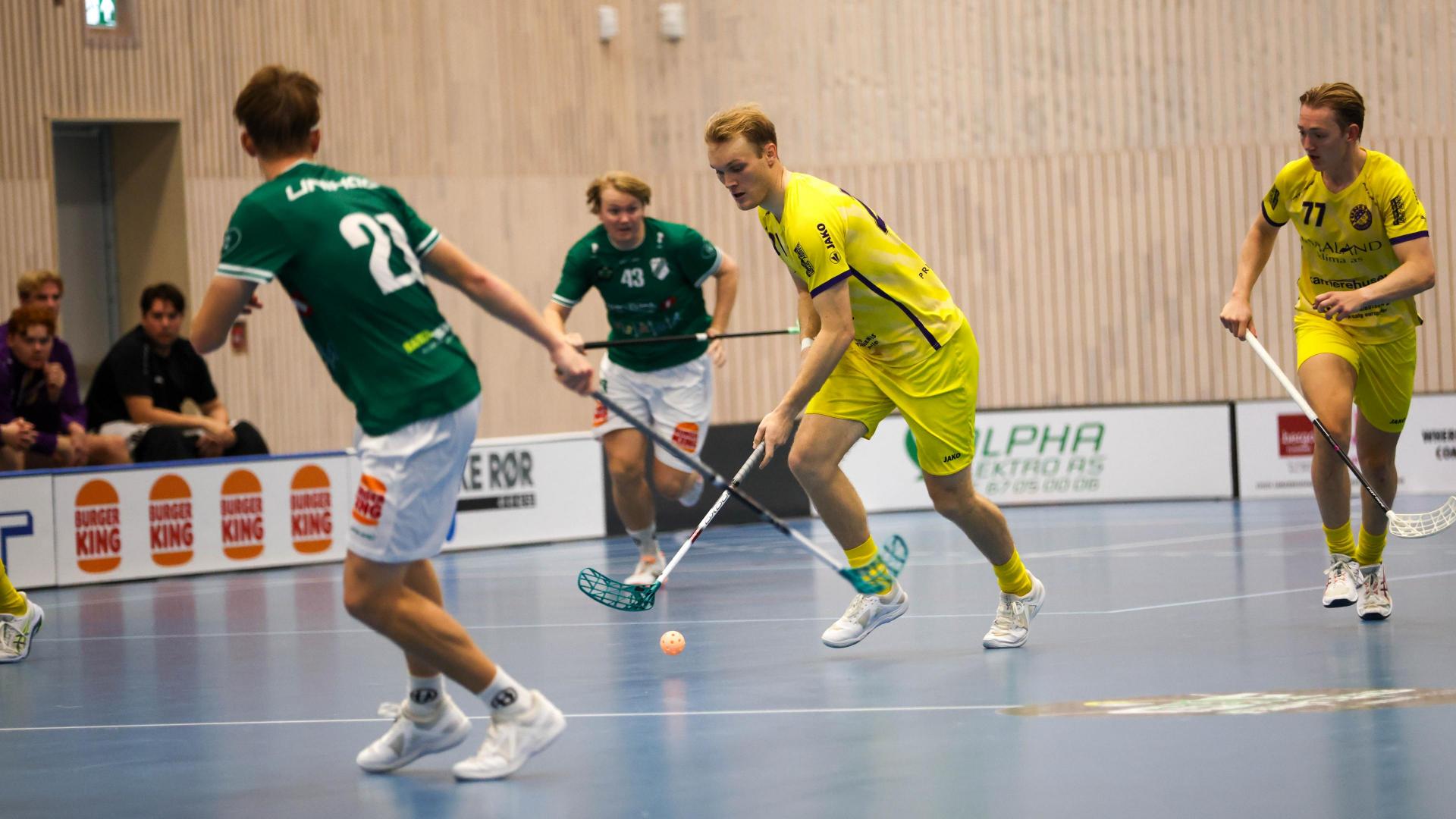Bilder fra Slattumhallen og kampen mellom Gjelleråsen og Tunet i eliteserien for menn 2. oktober 2026.