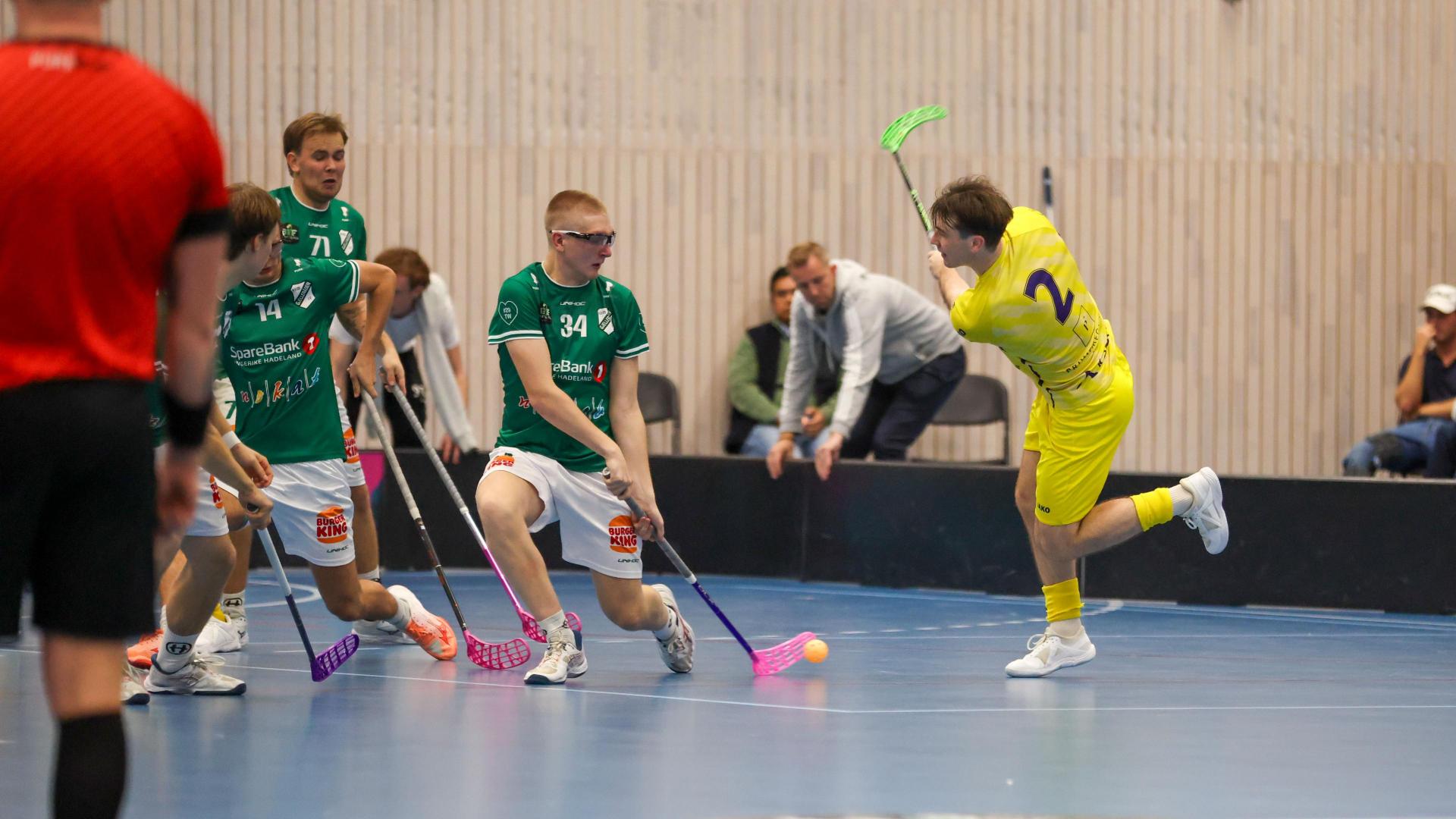 Bilder fra Slattumhallen og kampen mellom Gjelleråsen og Tunet i eliteserien for menn 2. oktober 2026.
