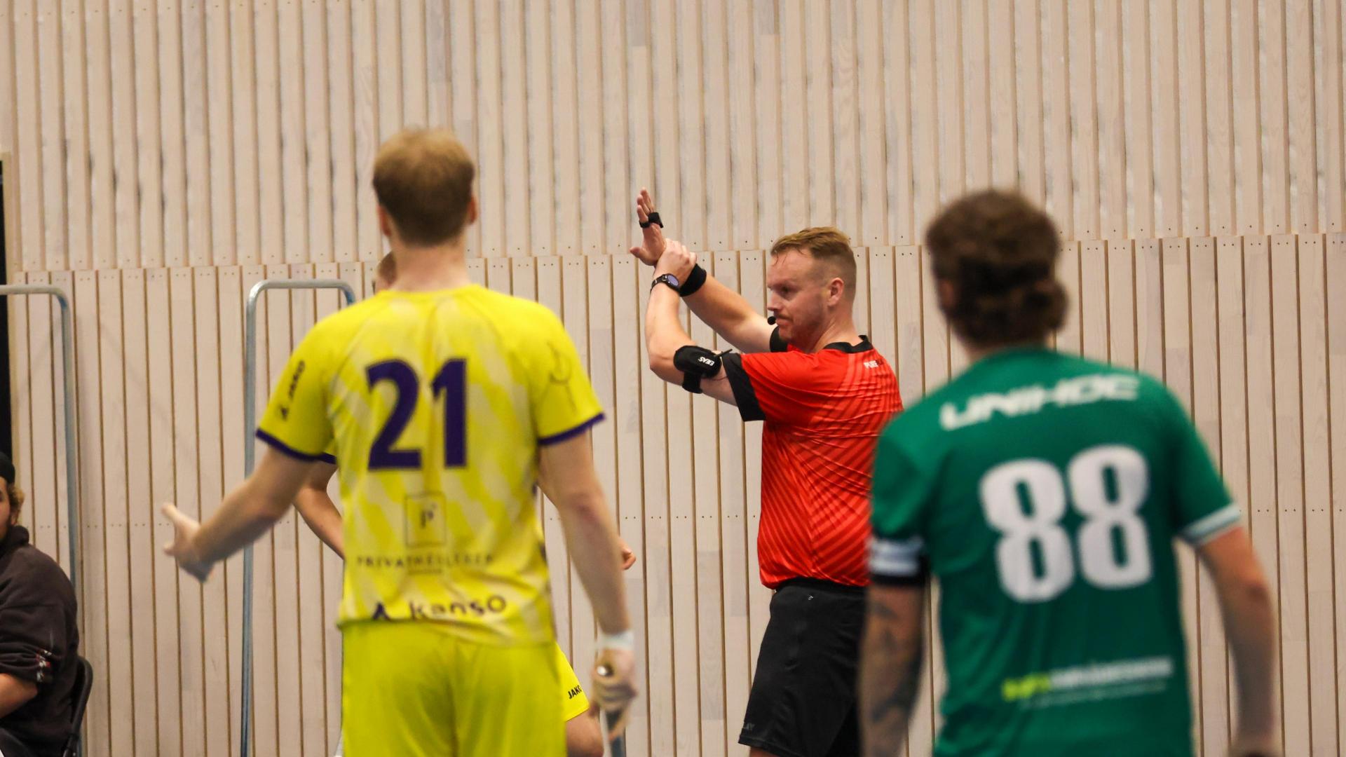 Bilder fra Slattumhallen og kampen mellom Gjelleråsen og Tunet i eliteserien for menn 2. oktober 2026.