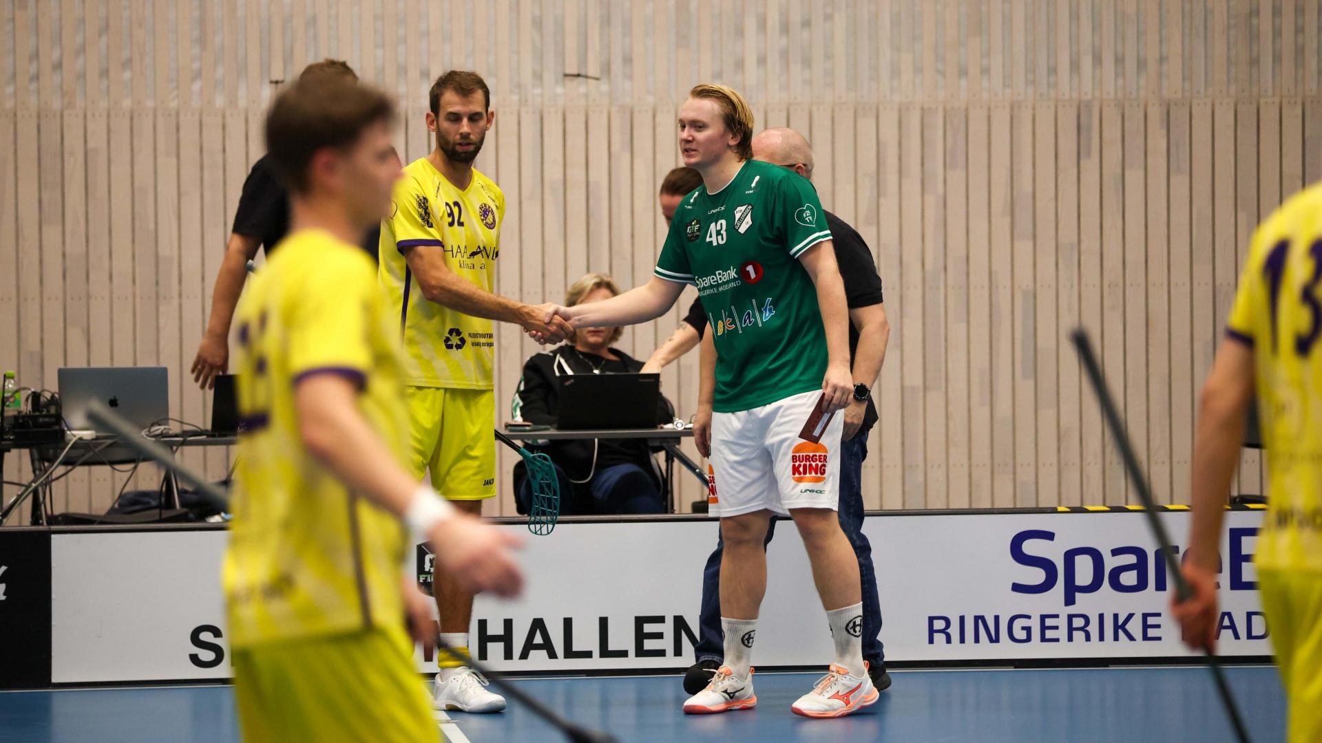 Bilder fra Slattumhallen og kampen mellom Gjelleråsen og Tunet i eliteserien for menn 2. oktober 2026.